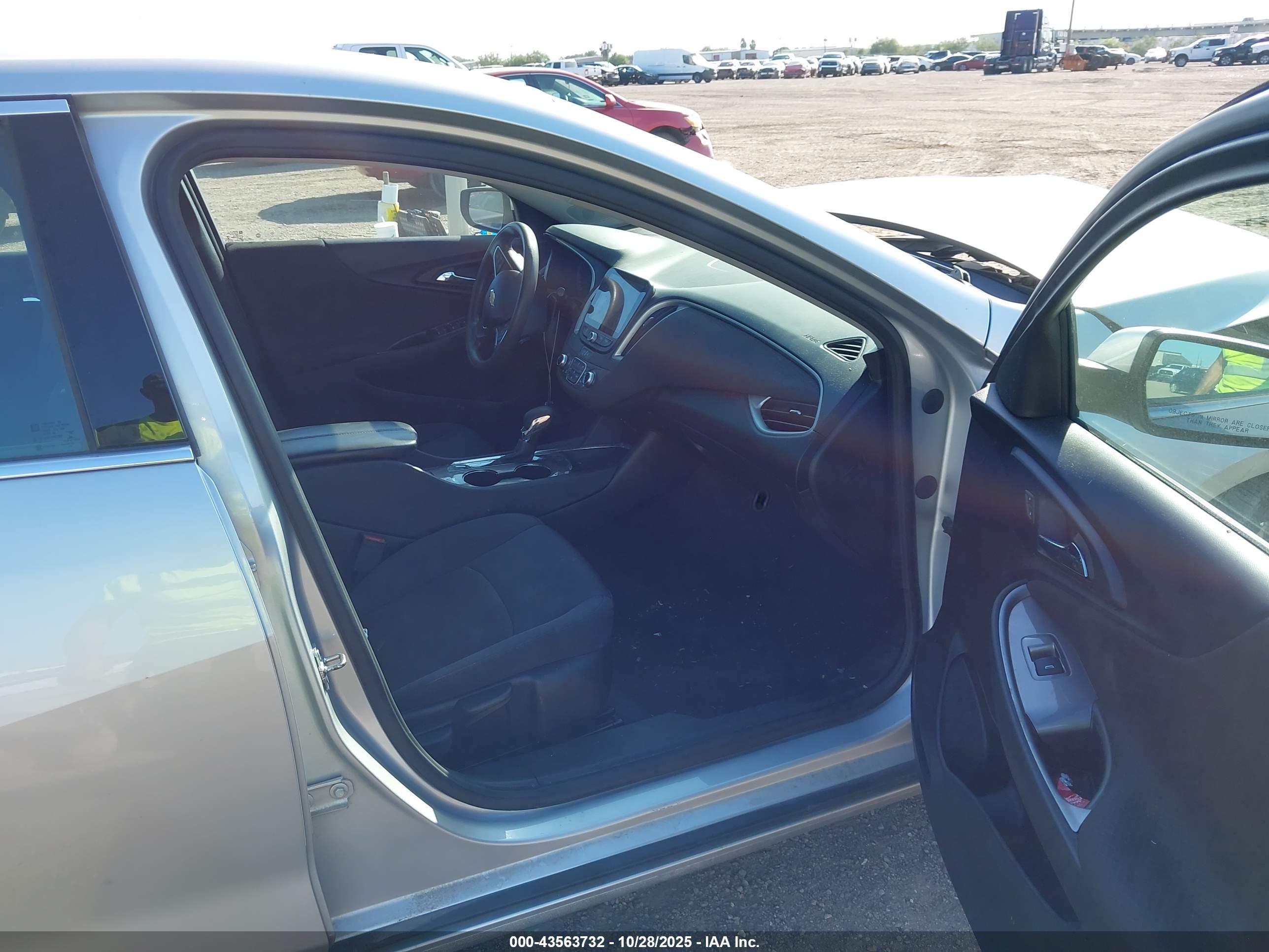 CHEVROLET MALIBU image 5