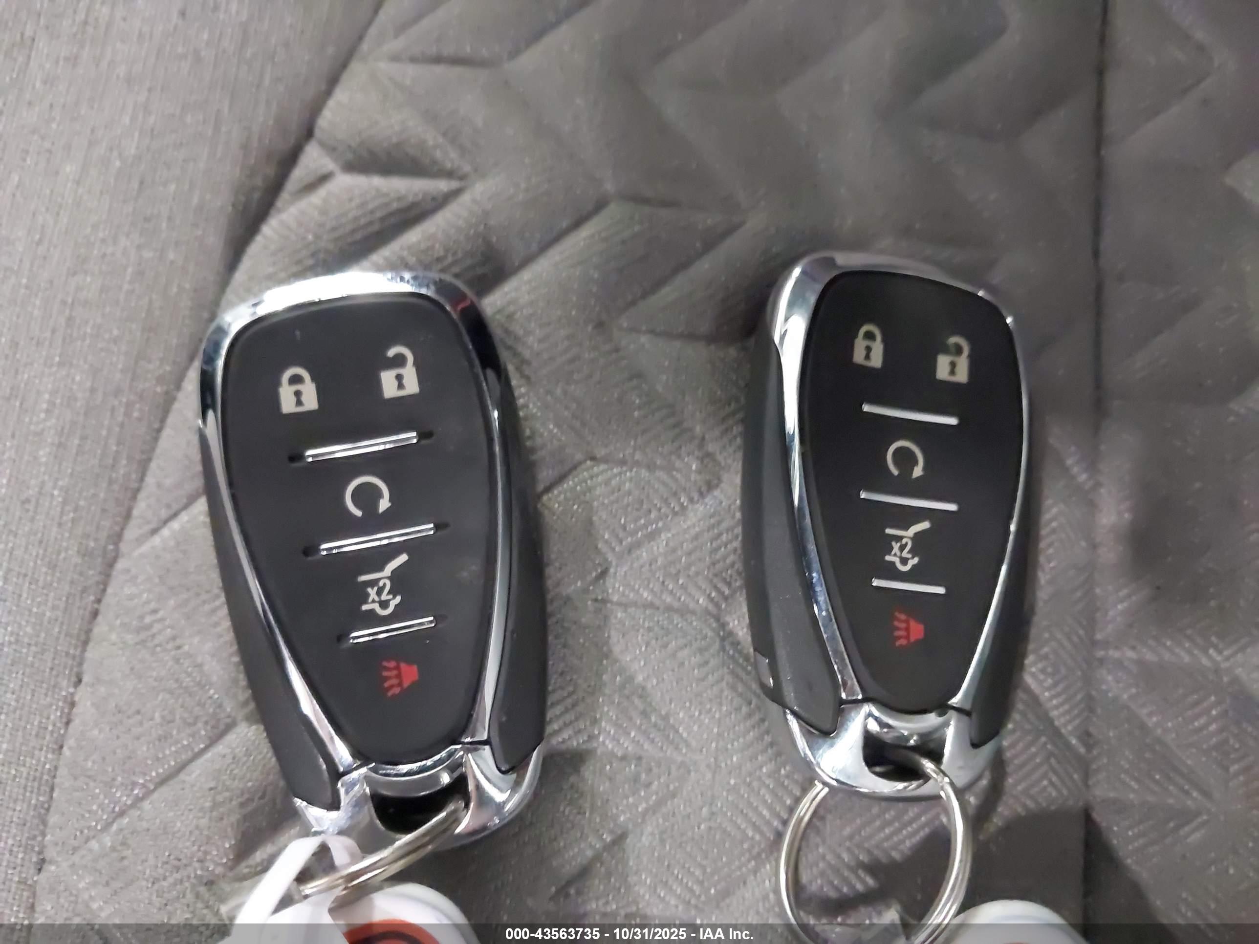 CHEVROLET EQUINOX image 11