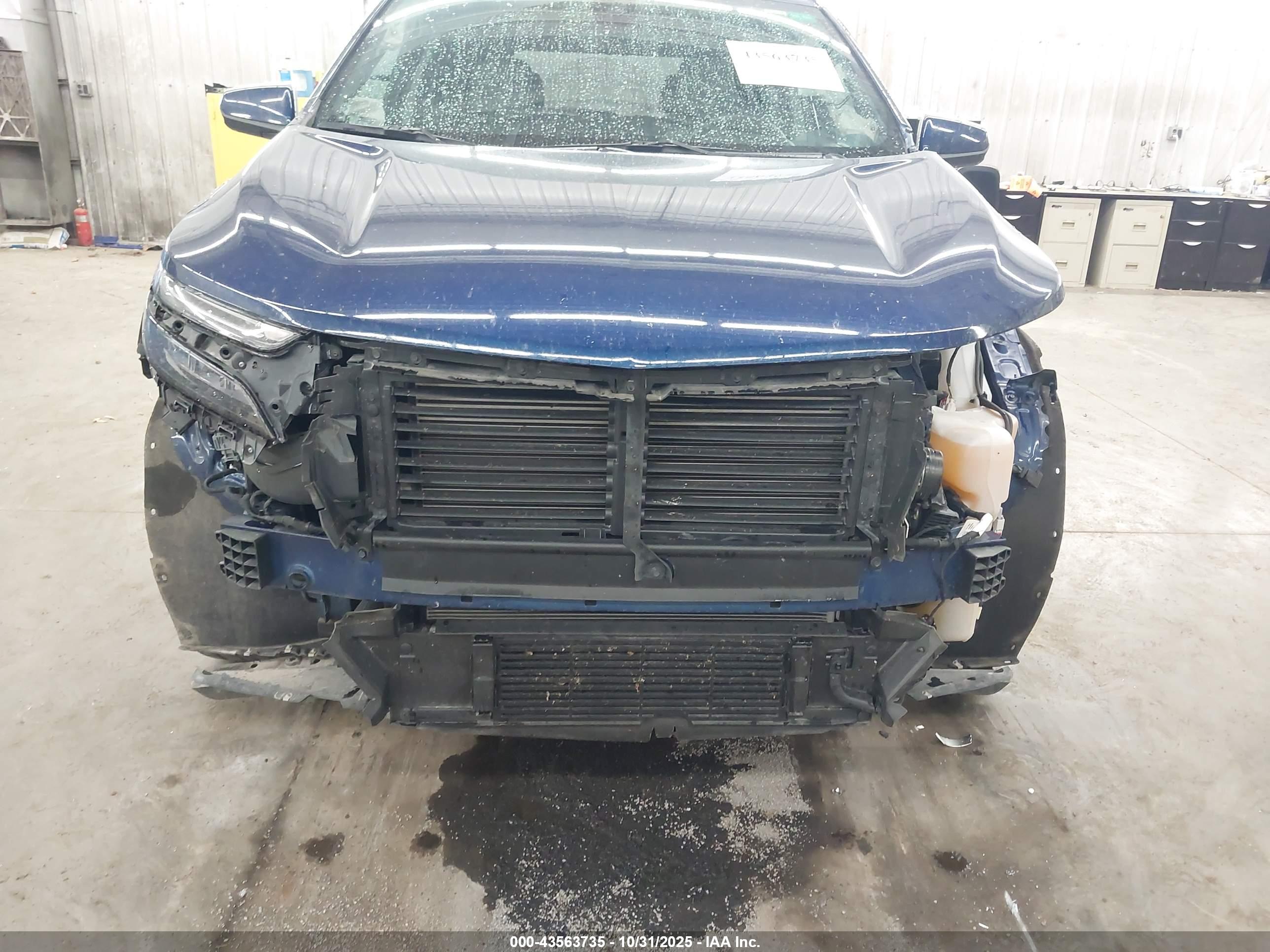 CHEVROLET EQUINOX image 6