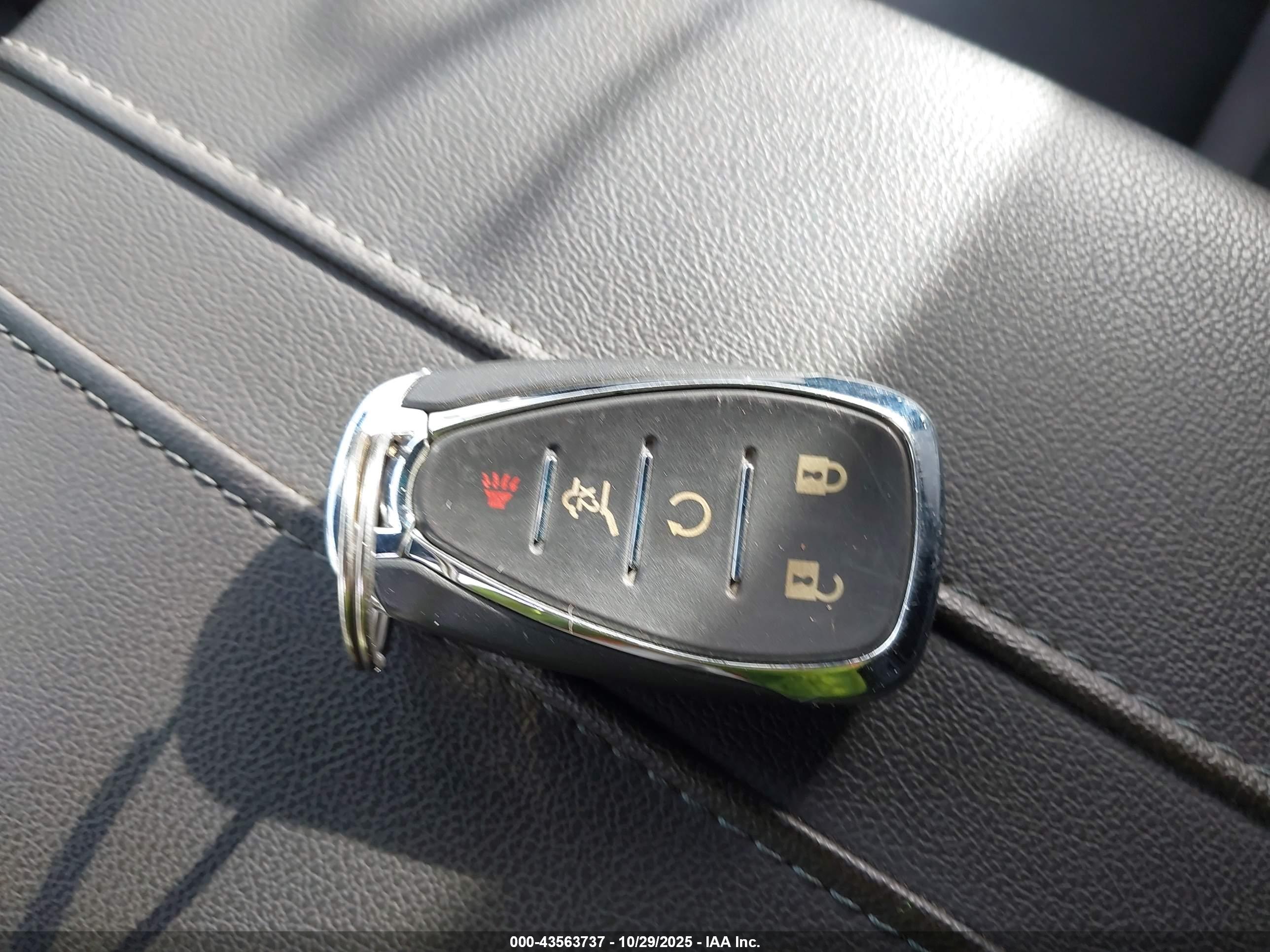 CHEVROLET BLAZER image 11