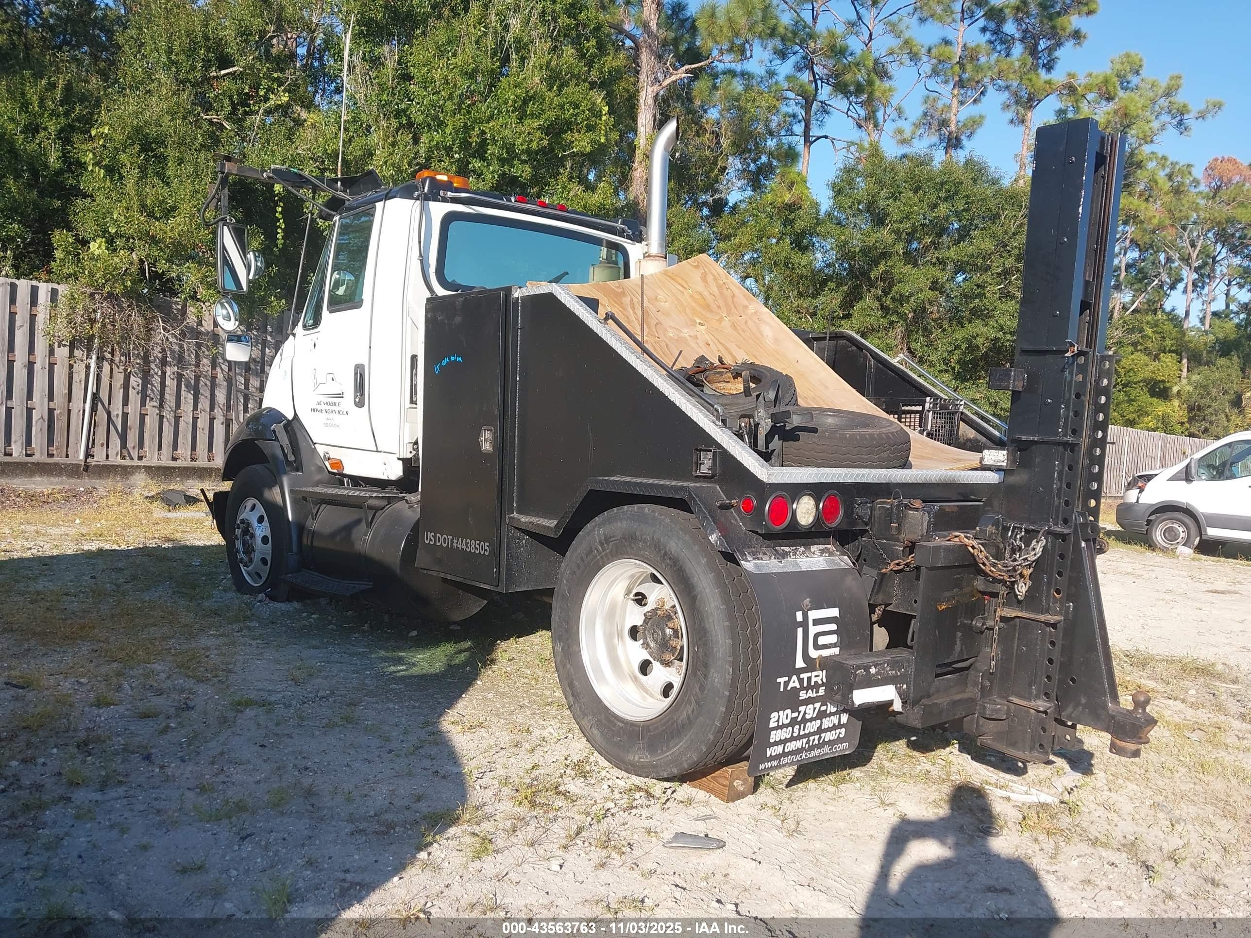 INTERNATIONAL 8000 image 3