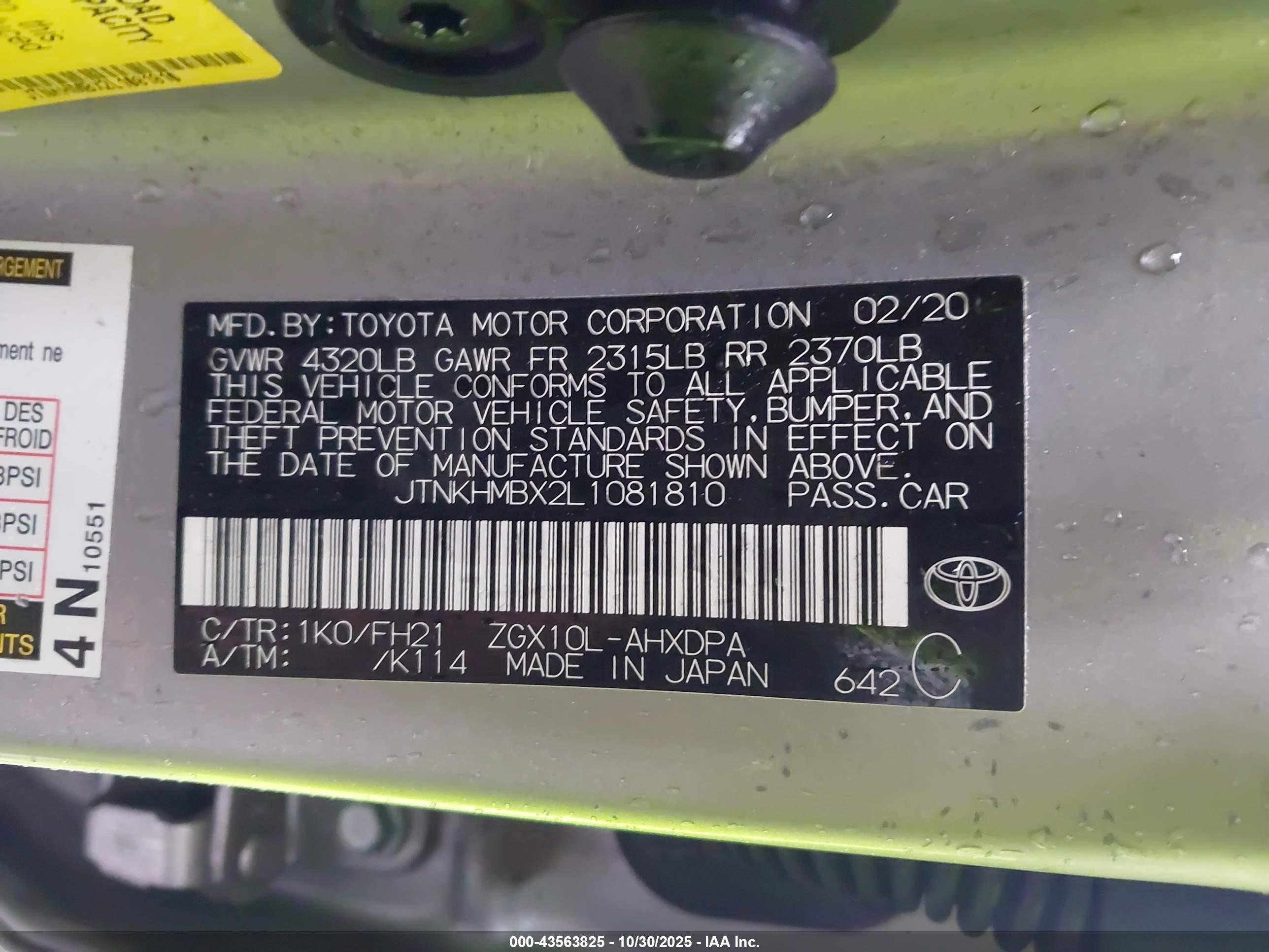 TOYOTA C-HR image 9