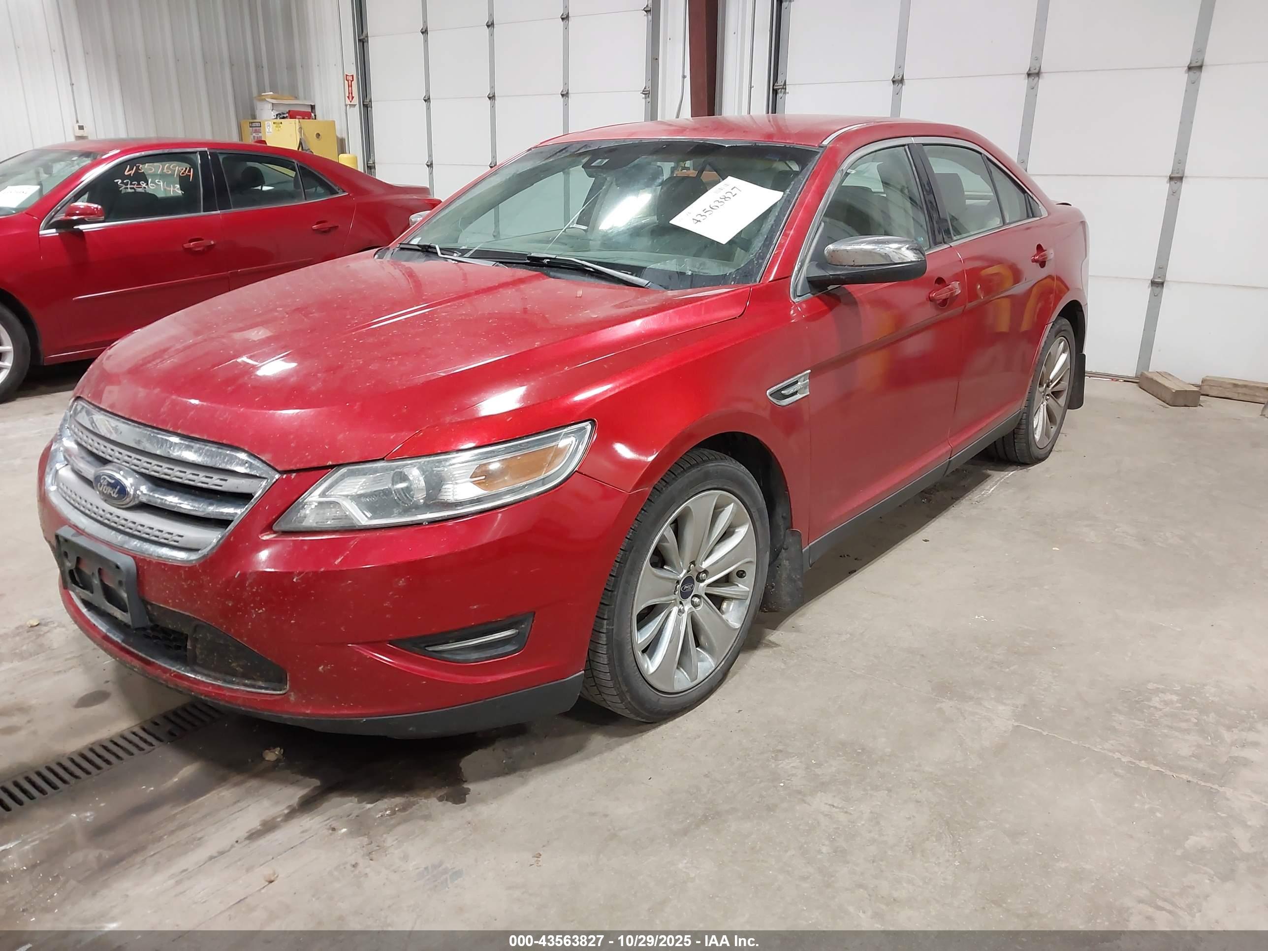 FORD TAURUS image 2