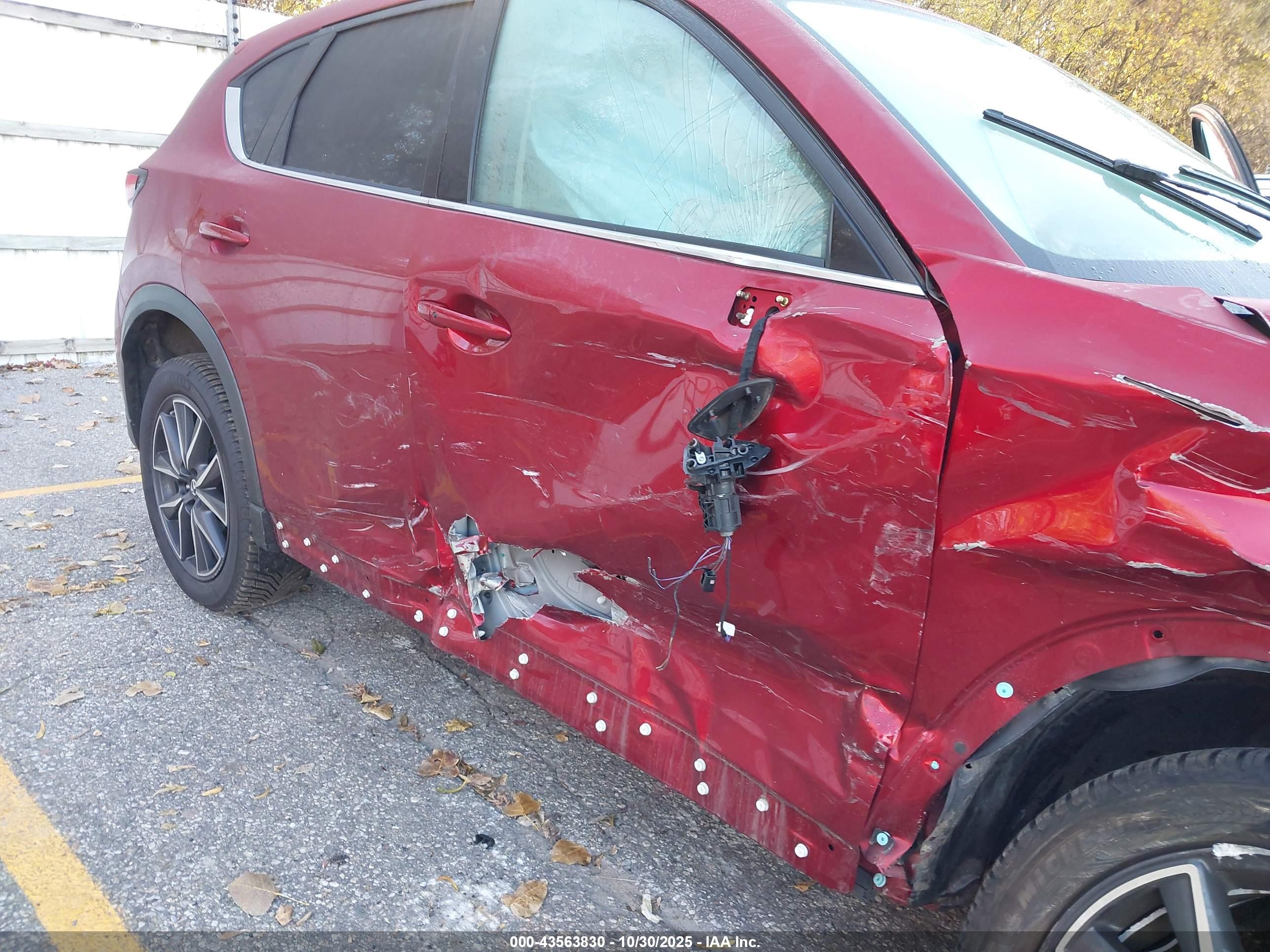 MAZDA CX-5 image 6