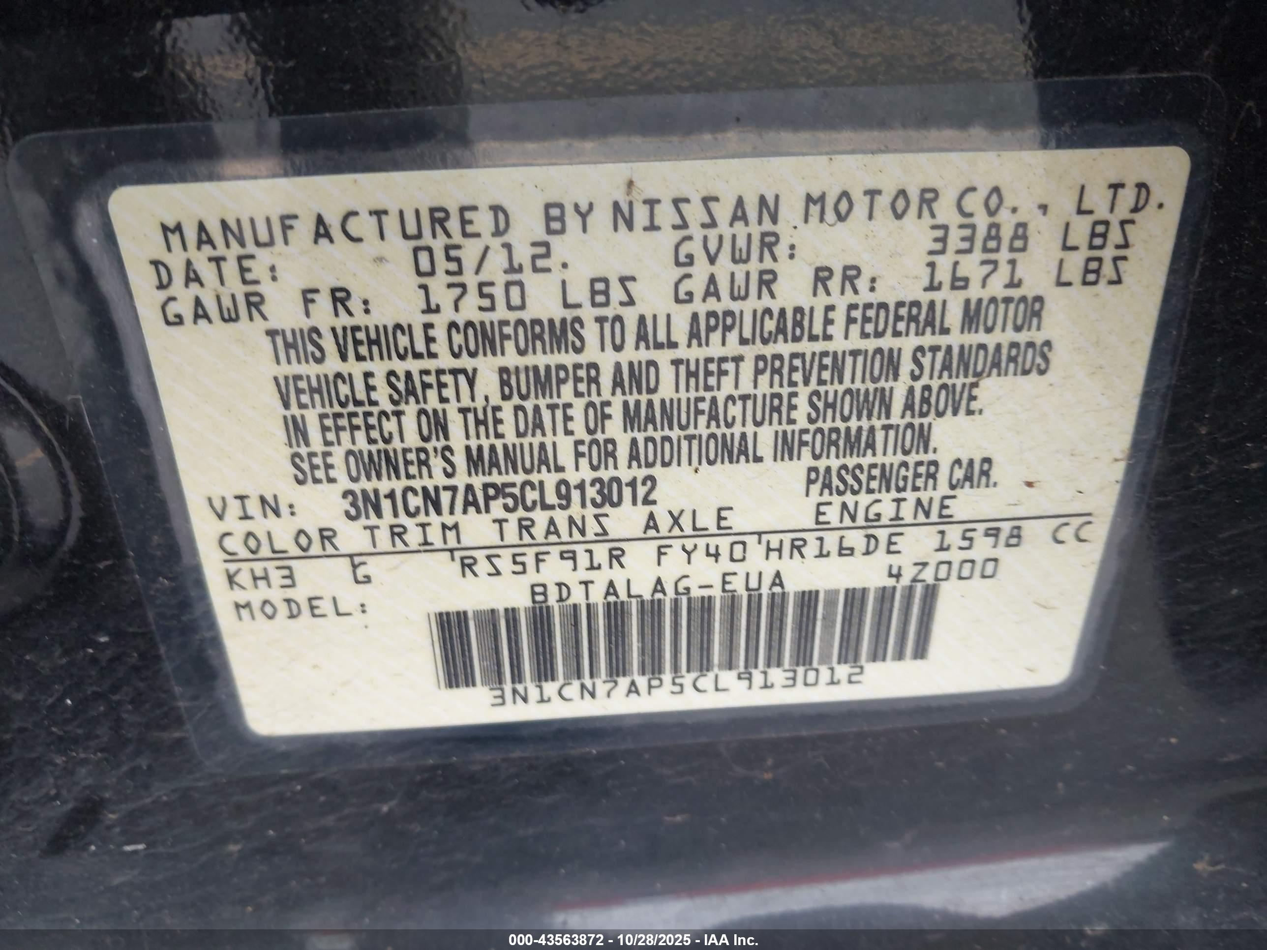NISSAN VERSA image 9