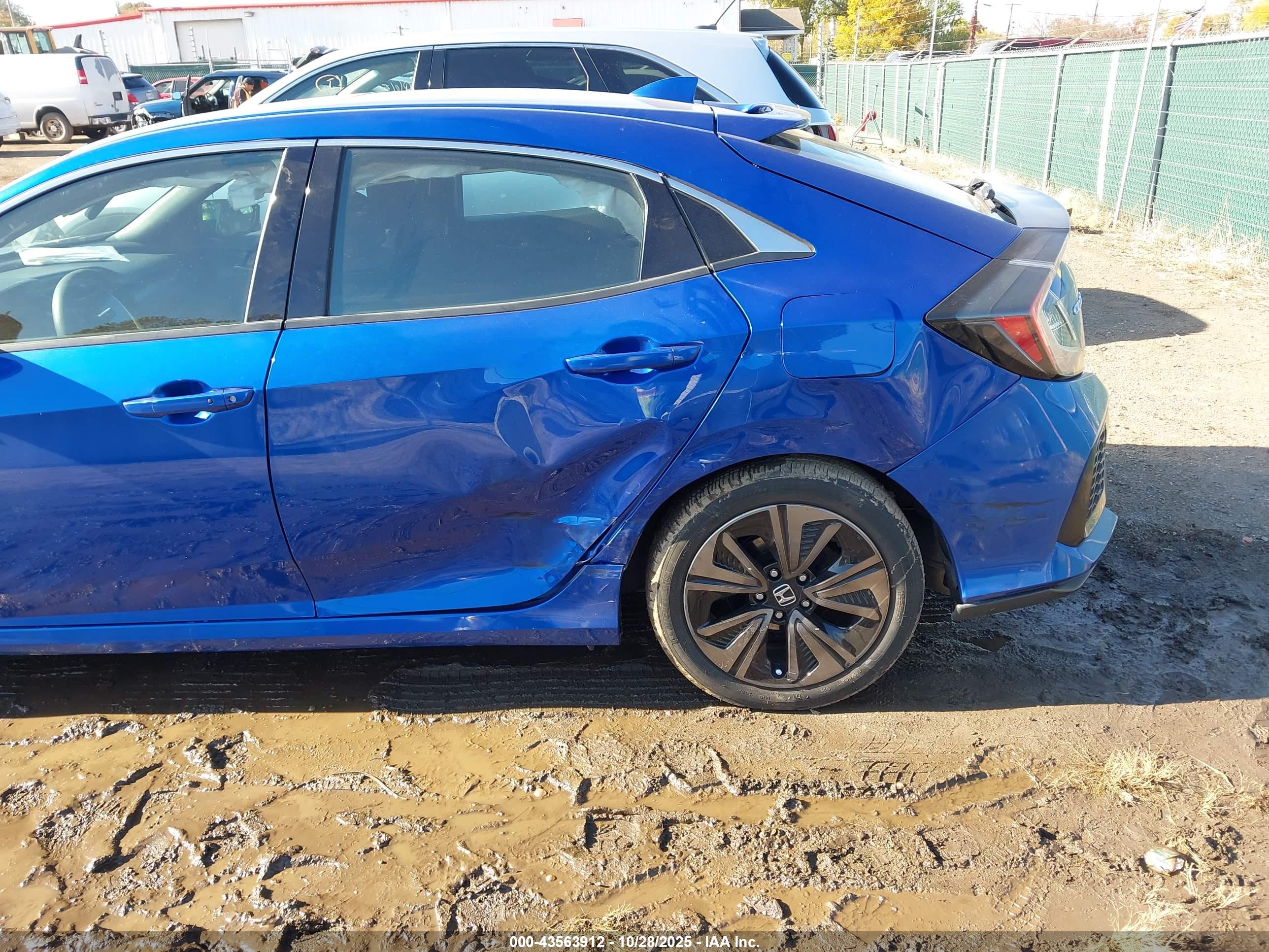HONDA CIVIC image 6