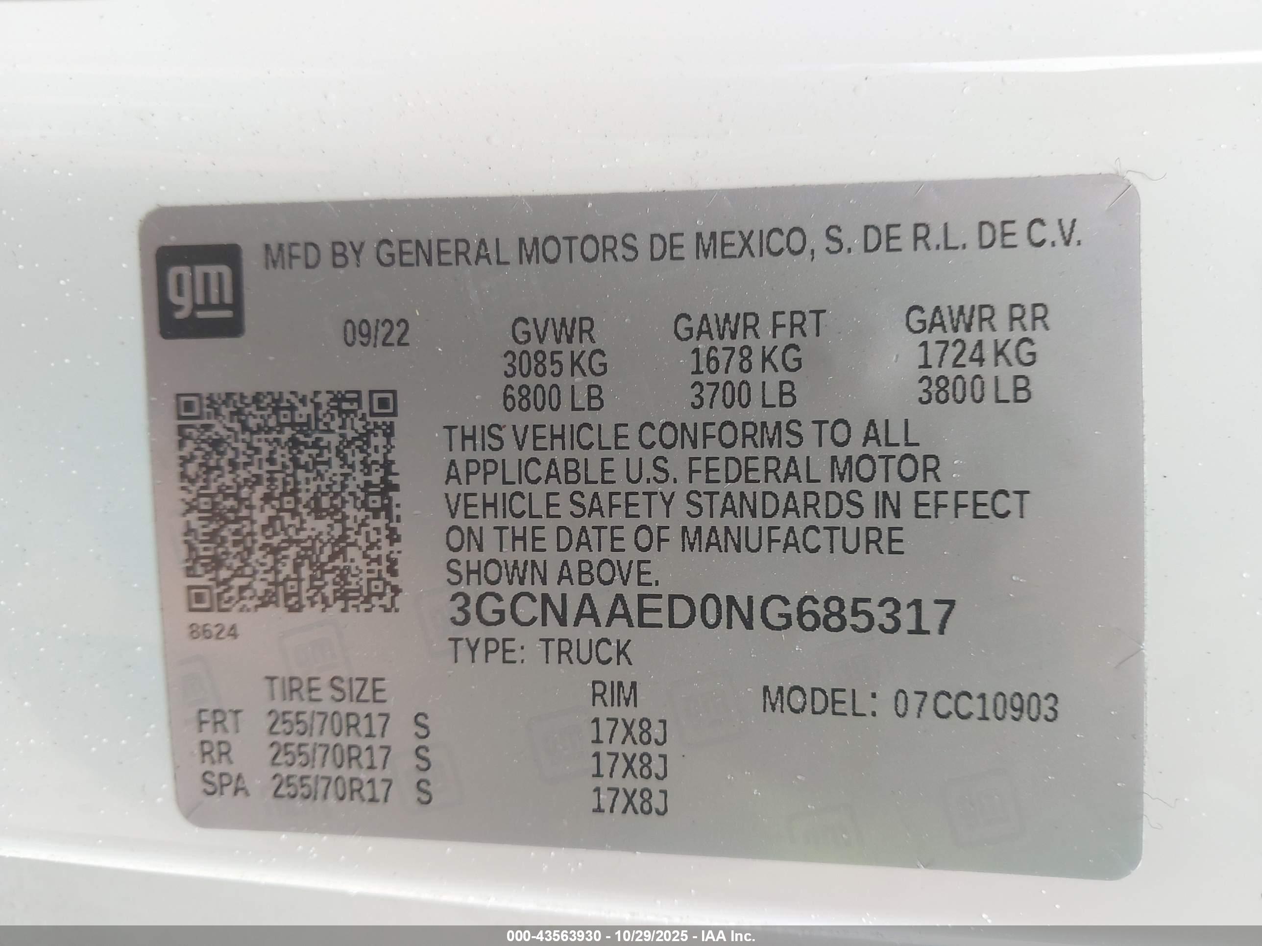 CHEVROLET SILVERADO image 9
