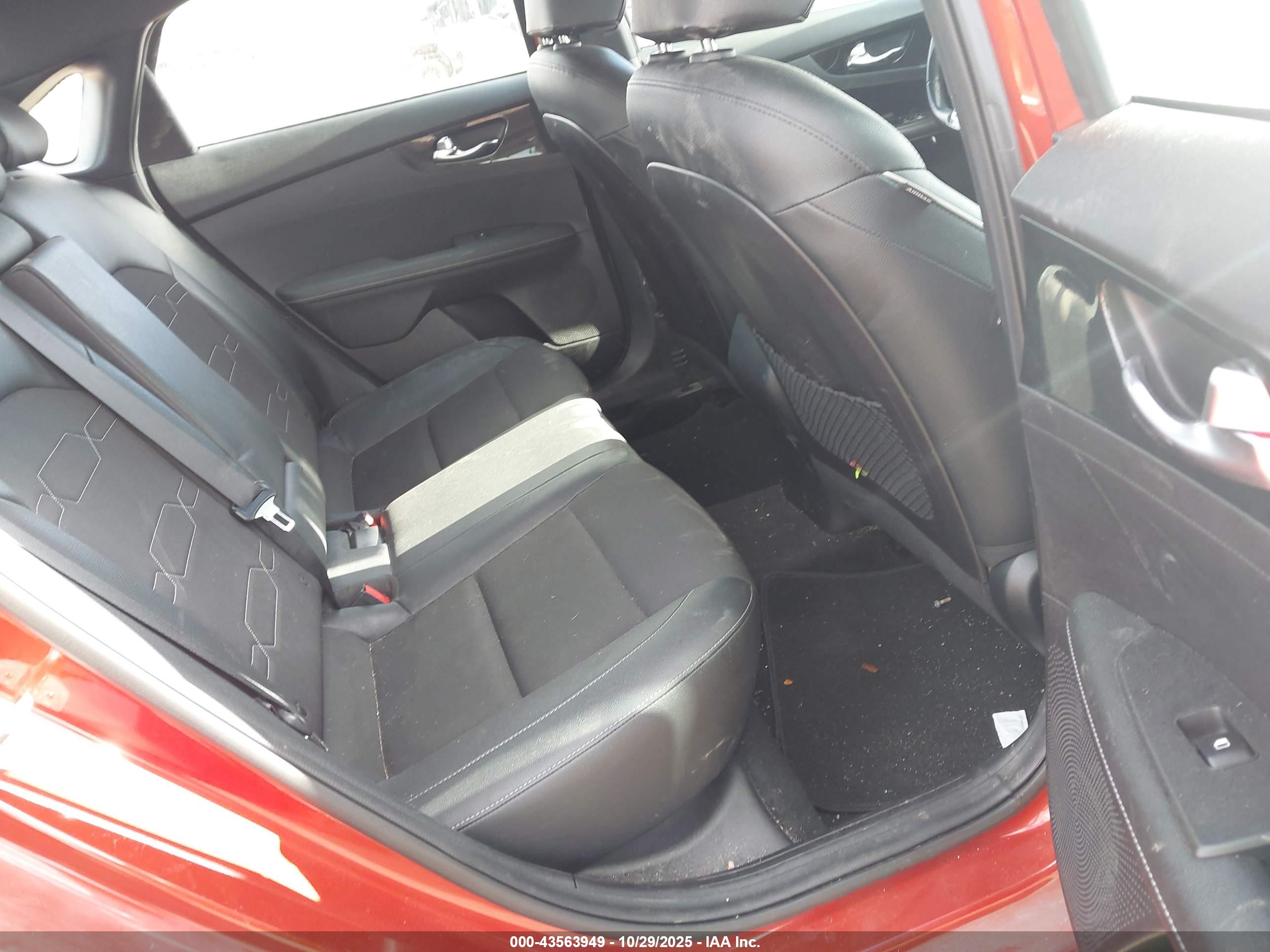 KIA FORTE image 8