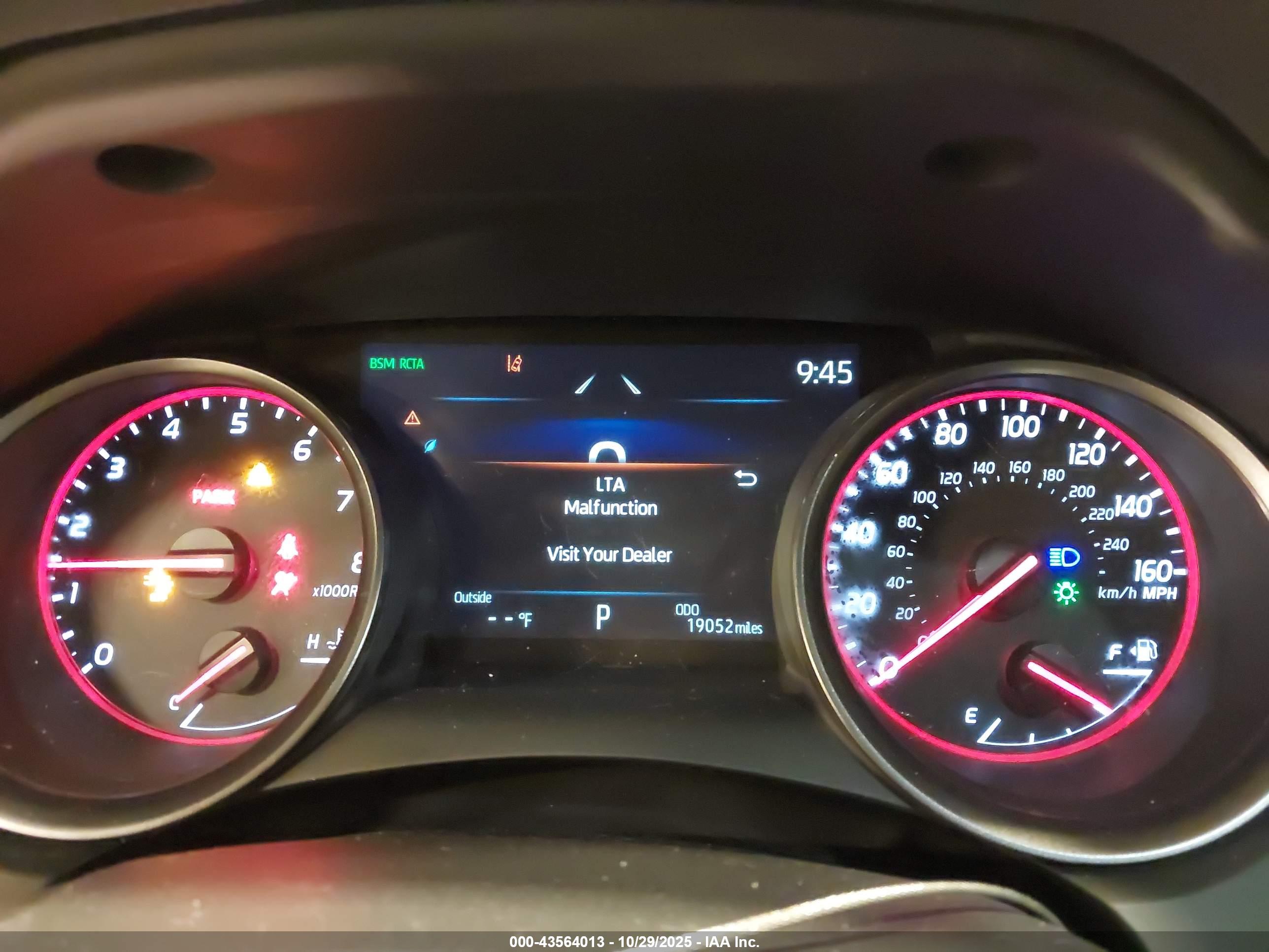 TOYOTA CAMRY image 7