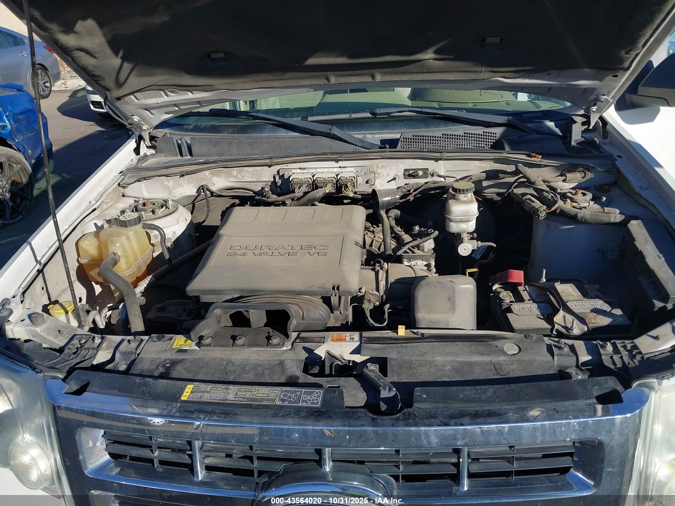 FORD ESCAPE image 10