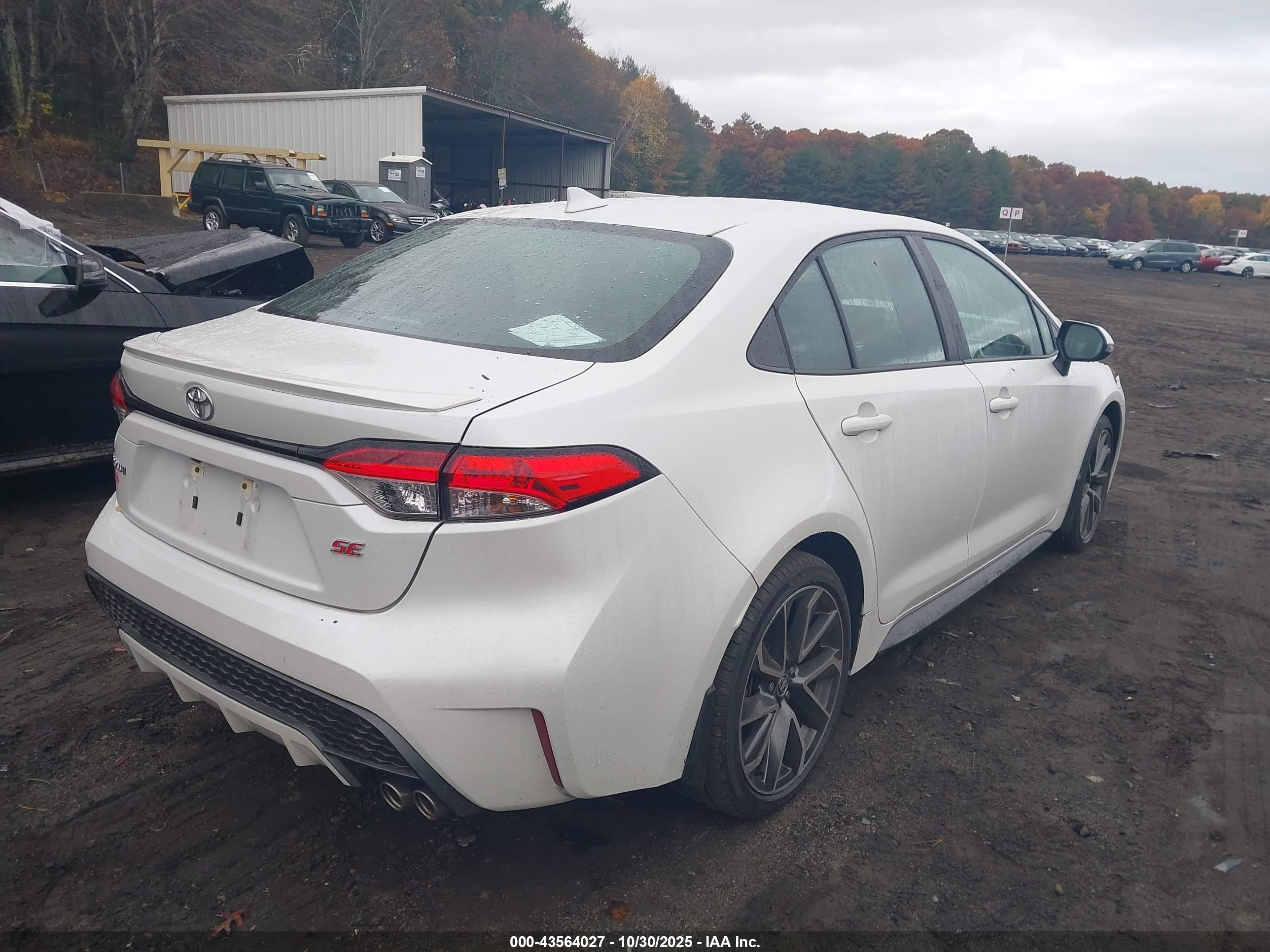 TOYOTA COROLLA image 4