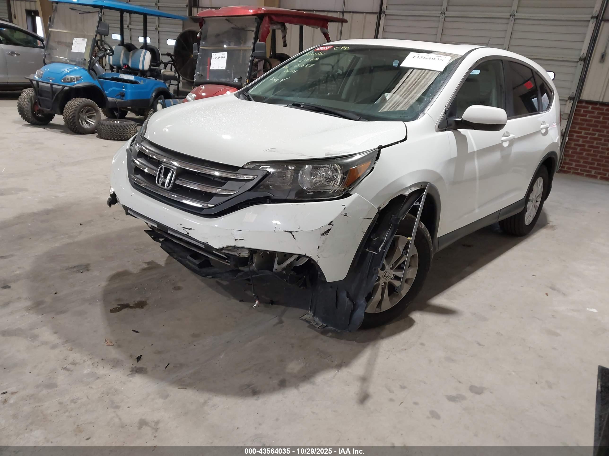 HONDA CR-V image 2