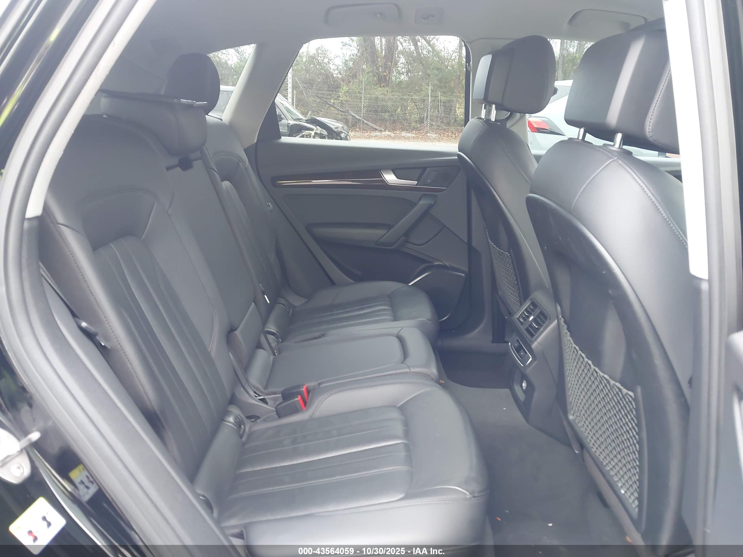 AUDI Q5 image 8