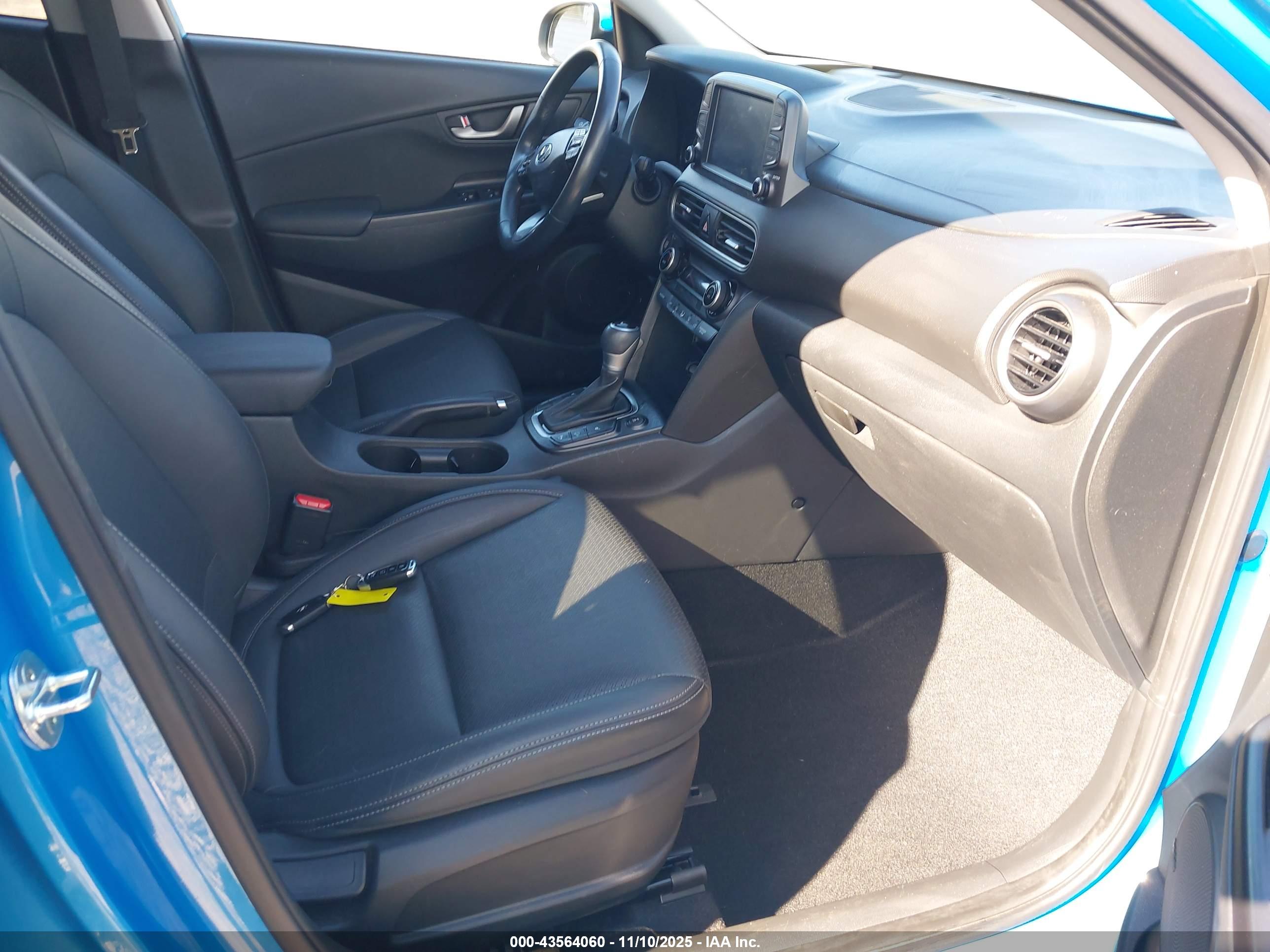 HYUNDAI KONA image 5