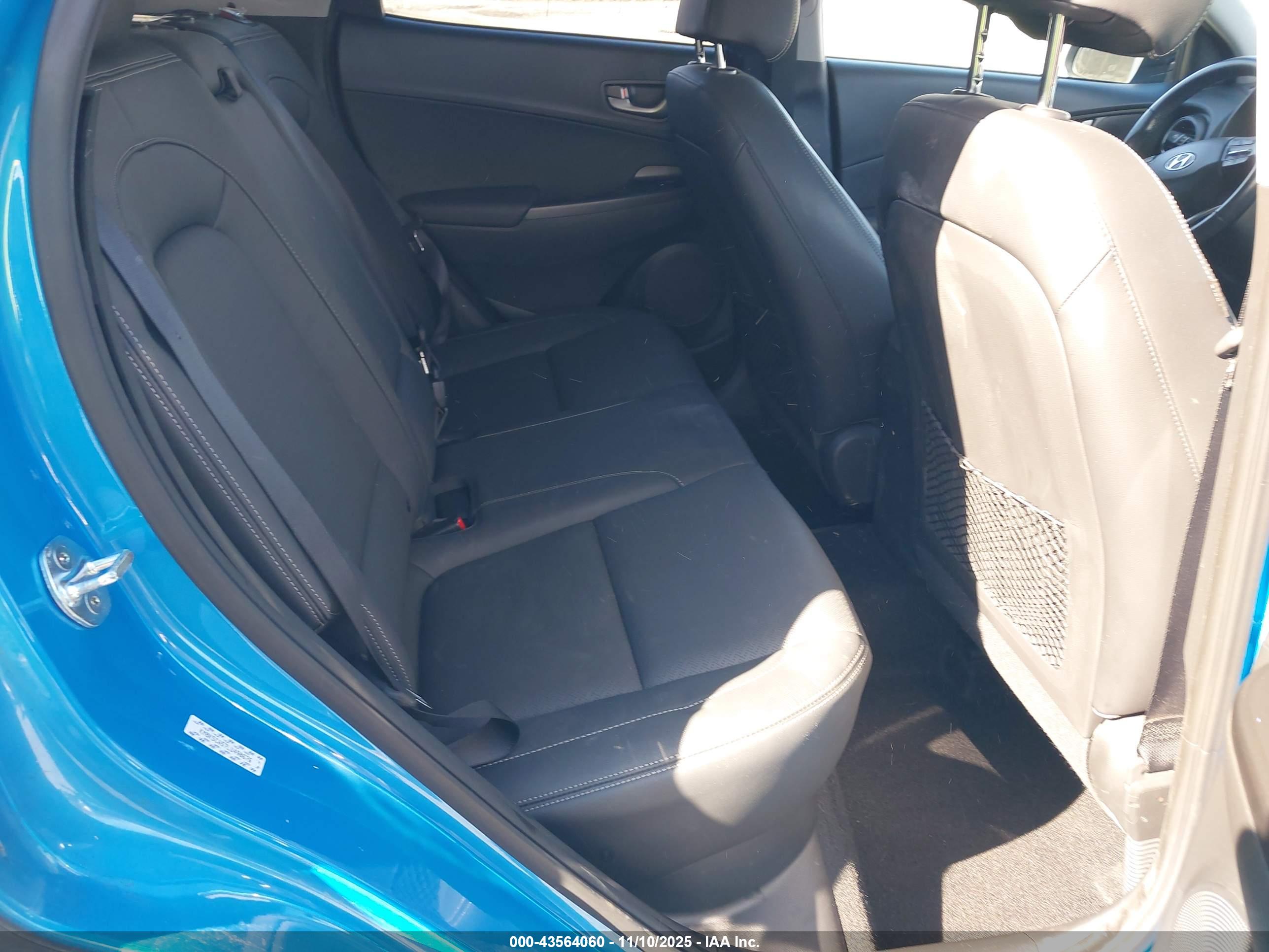 HYUNDAI KONA image 8