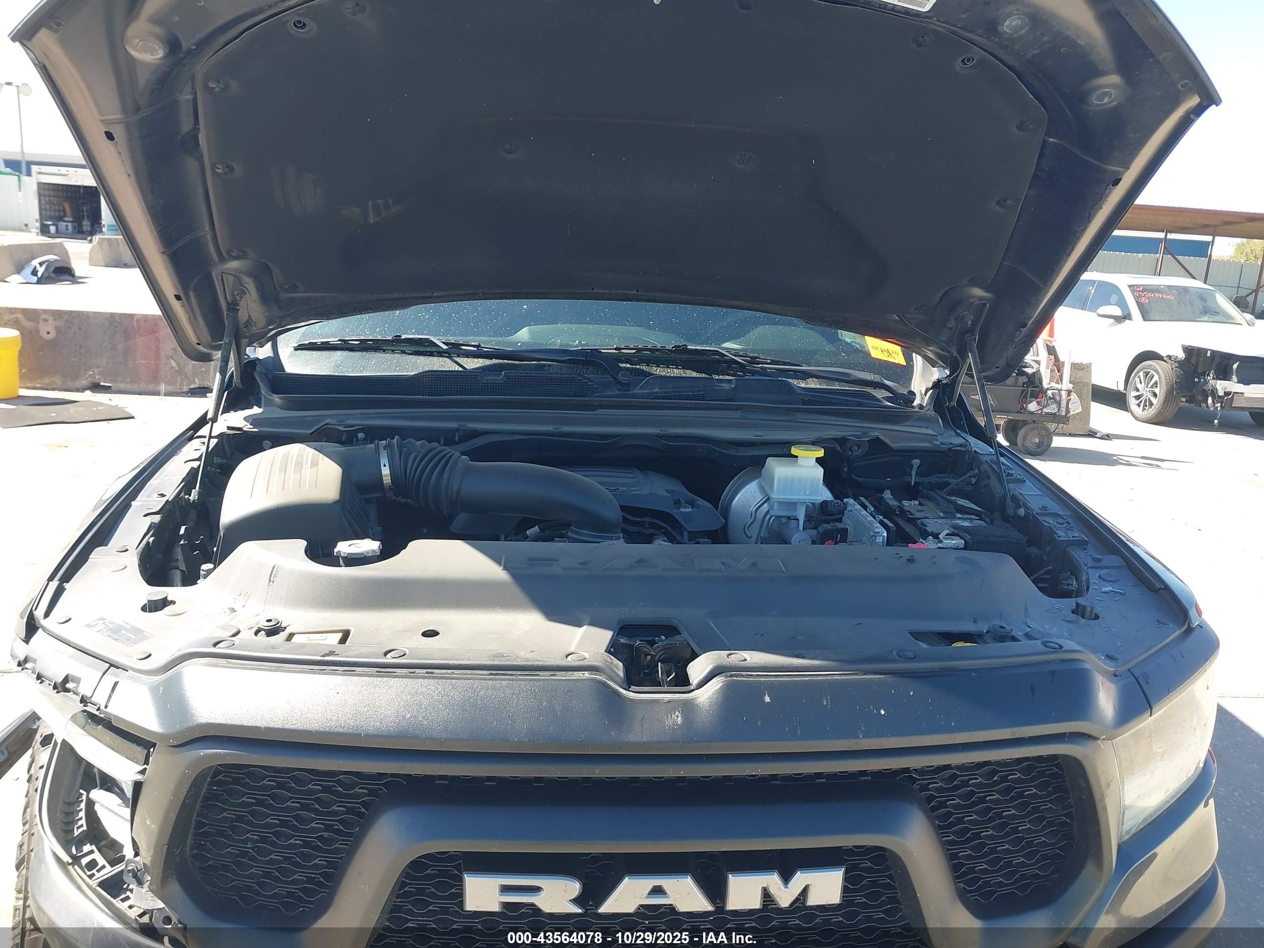 RAM 1500 image 10