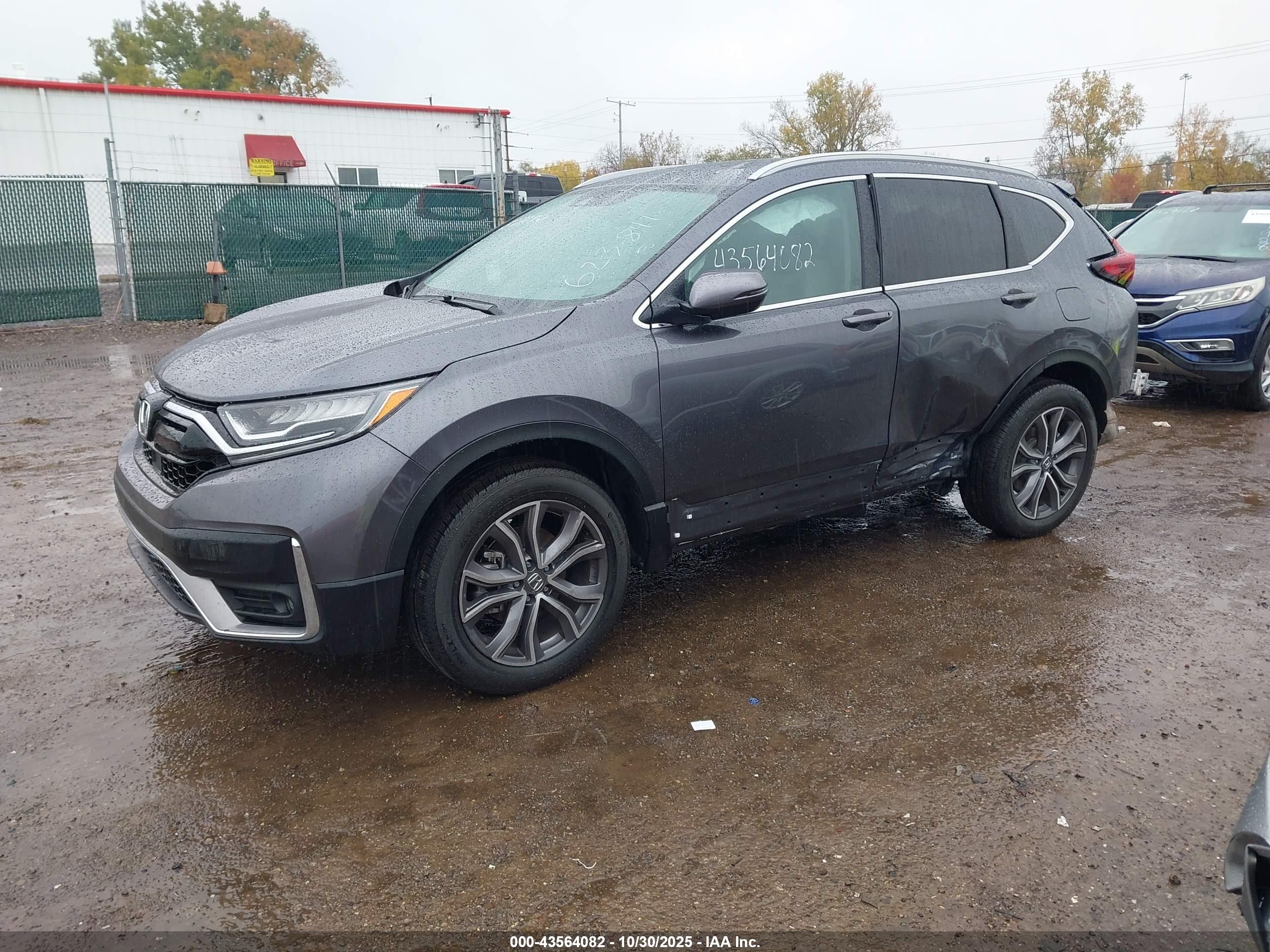HONDA CR-V image 2