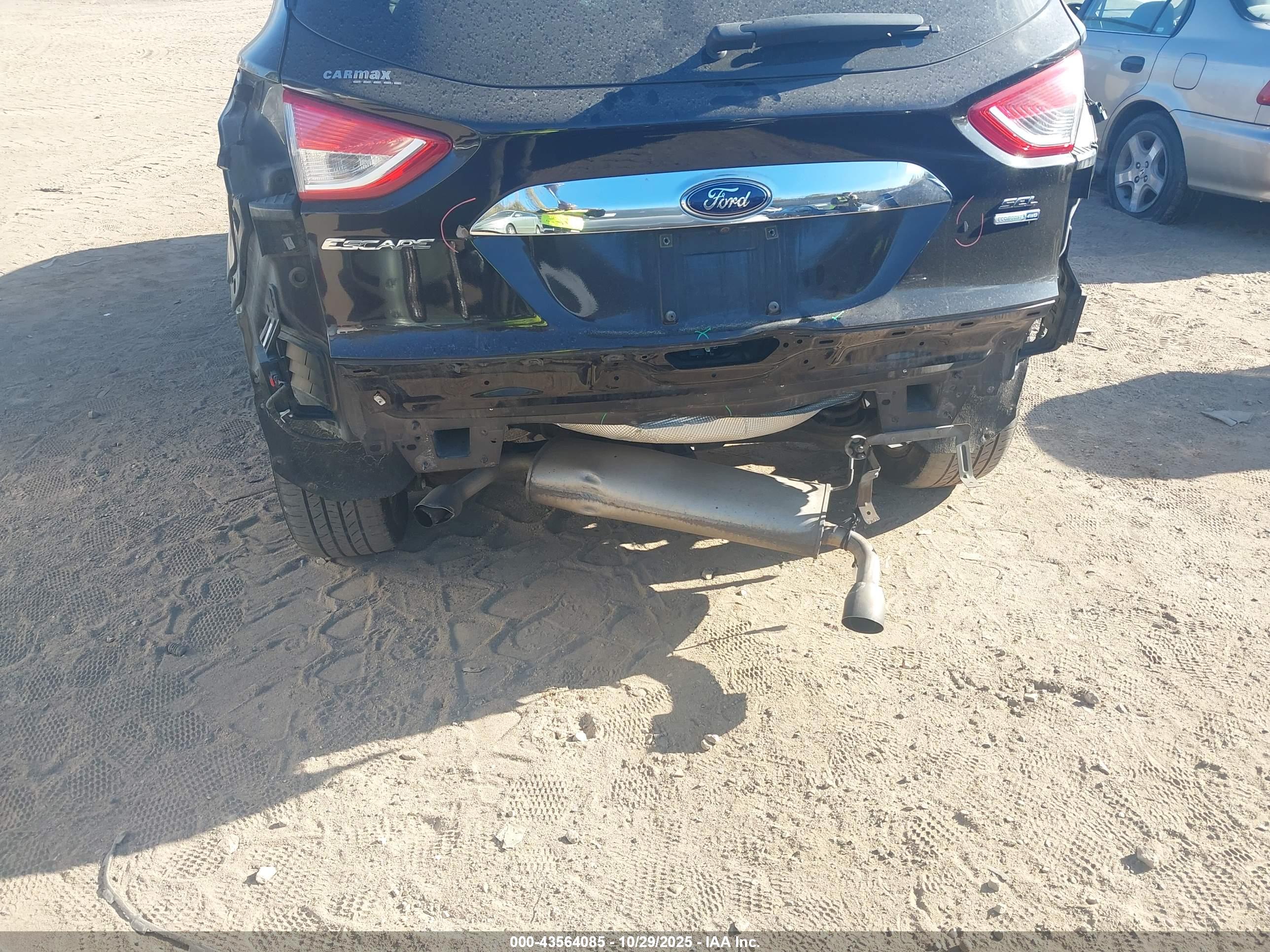 FORD ESCAPE image 6