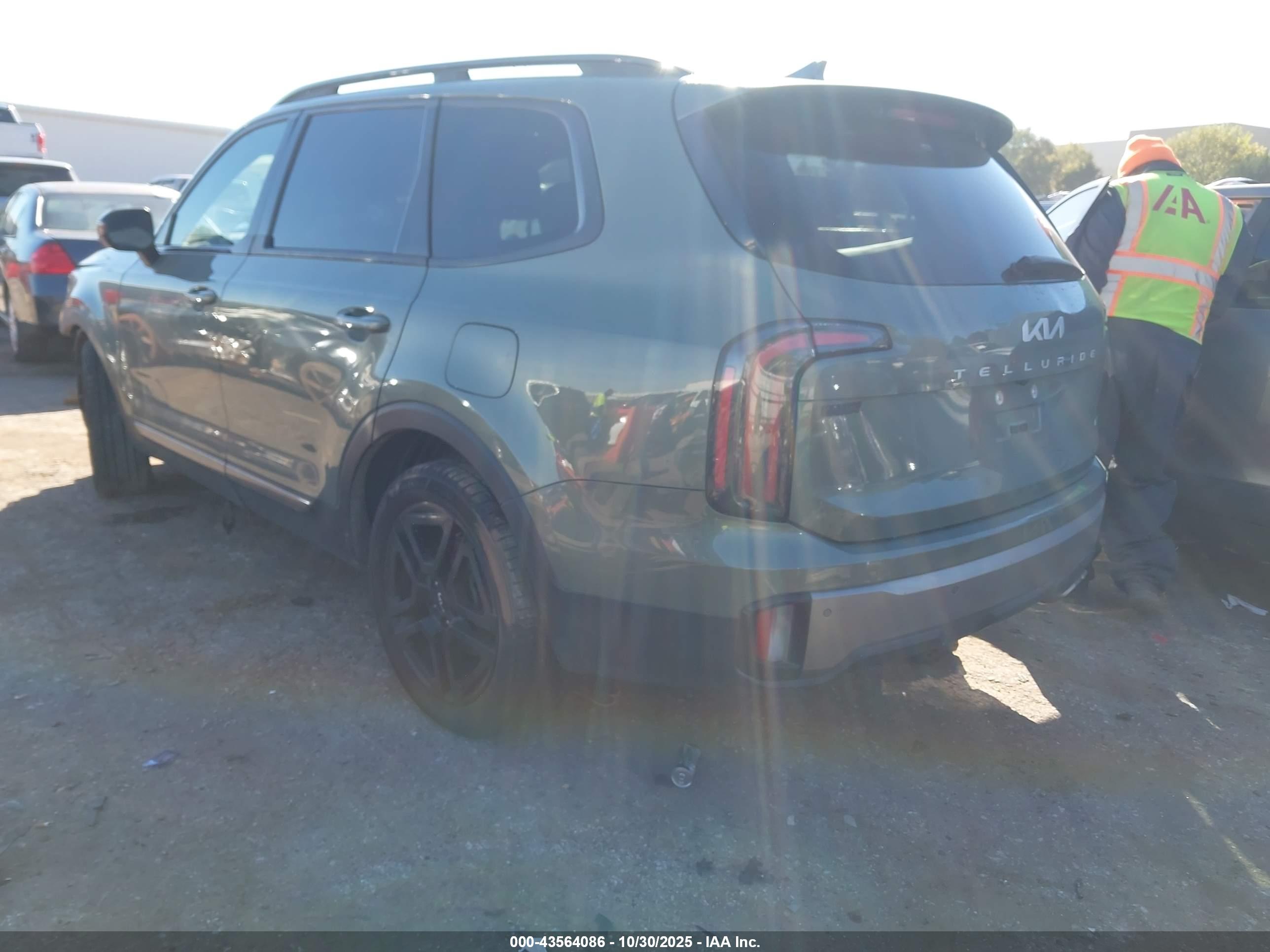 KIA TELLURIDE image 3