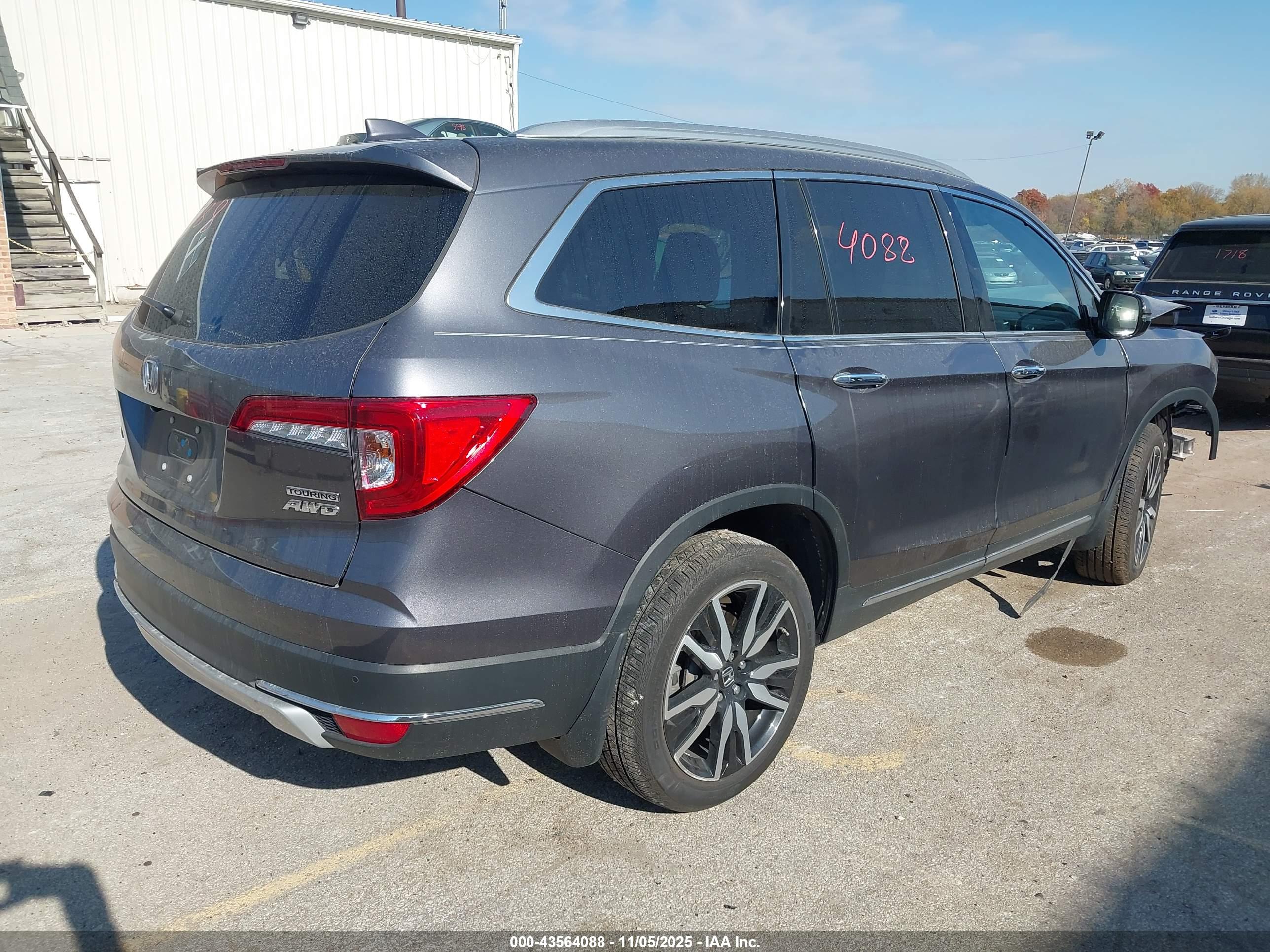 HONDA PILOT image 4