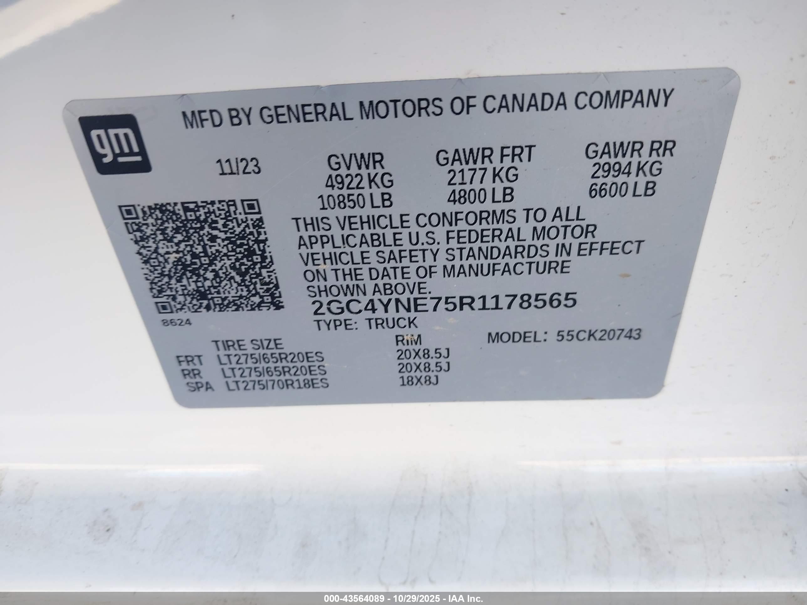 CHEVROLET SILVERADO image 9