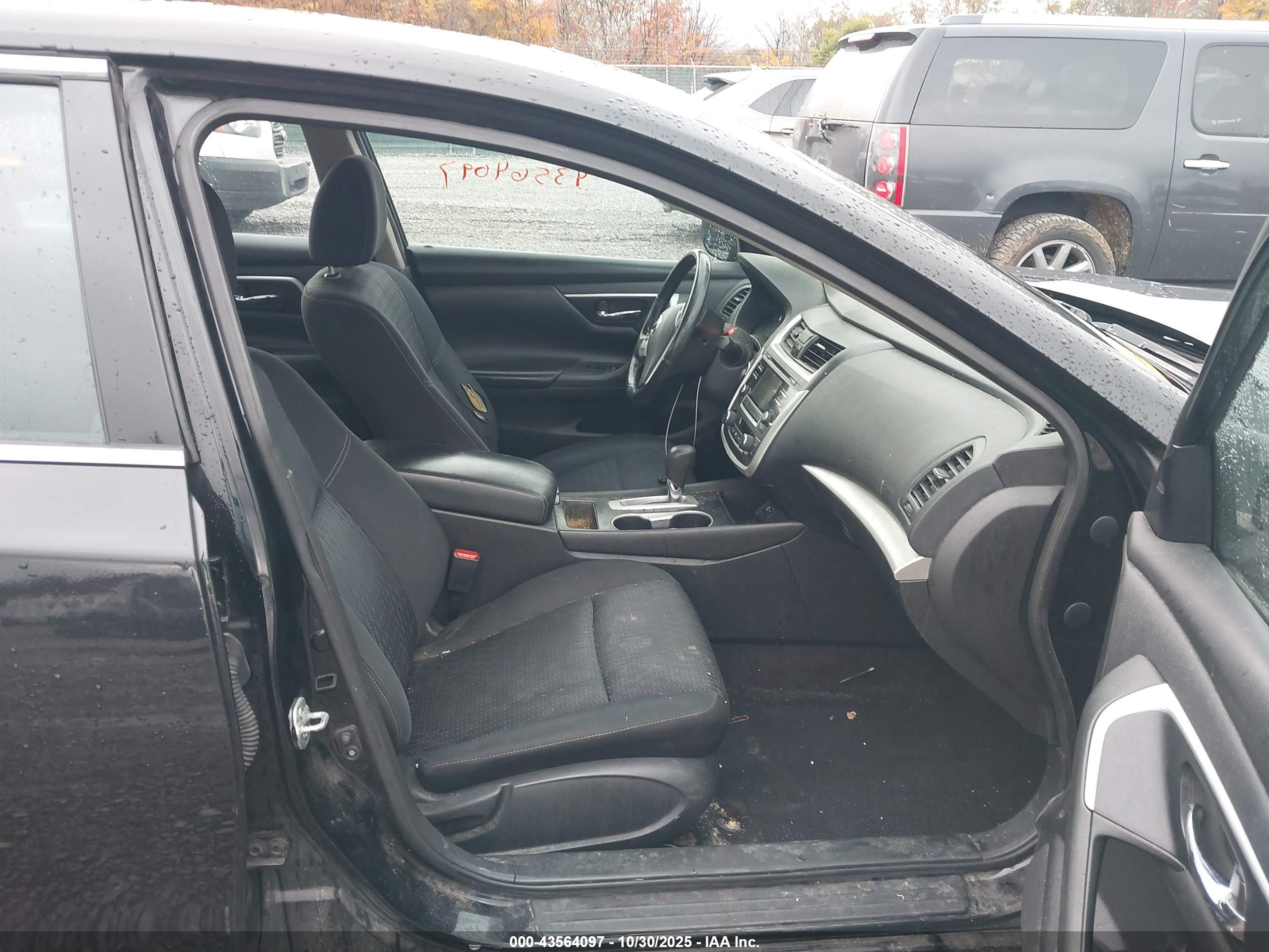 NISSAN ALTIMA image 5