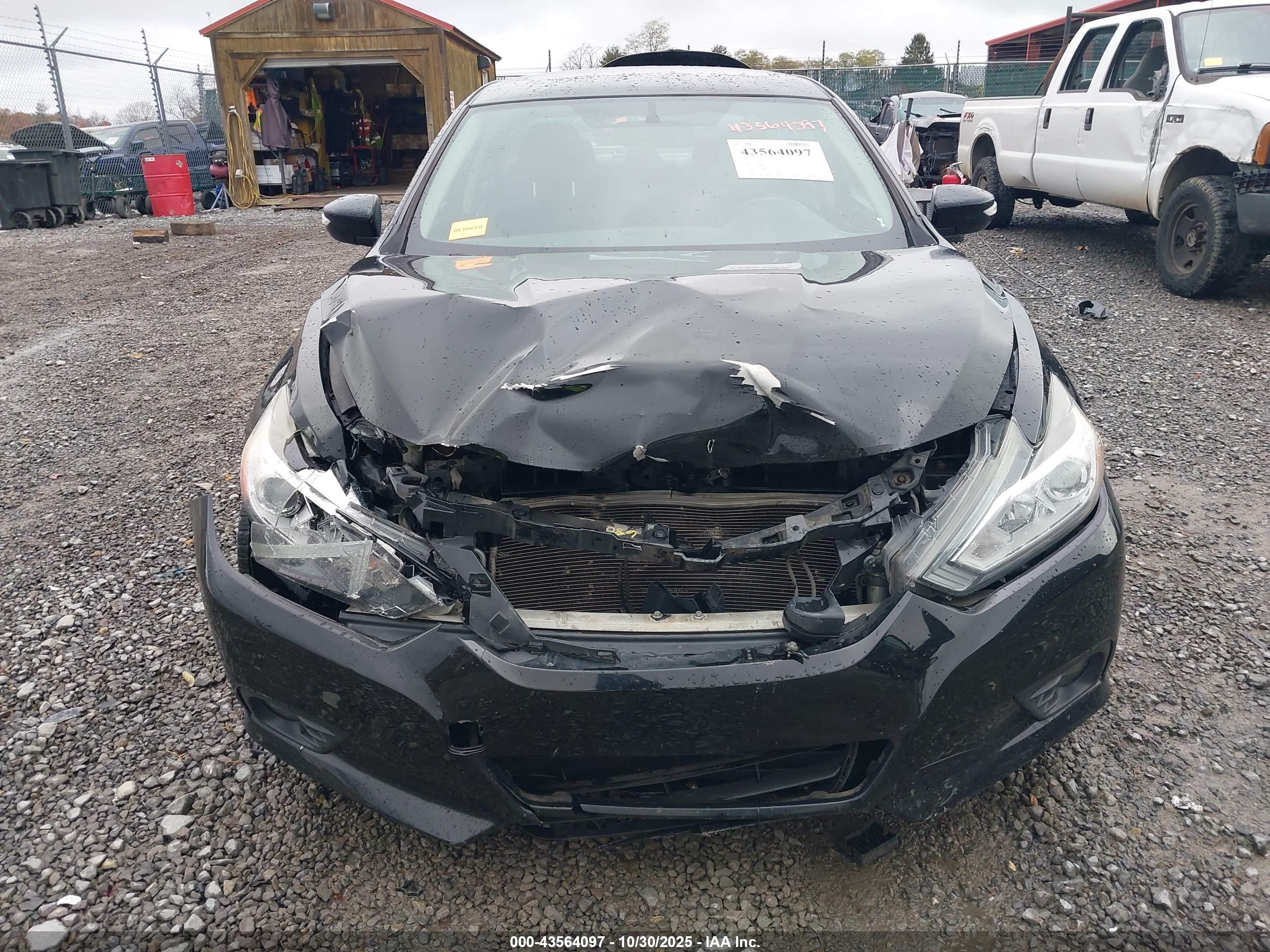 NISSAN ALTIMA image 6