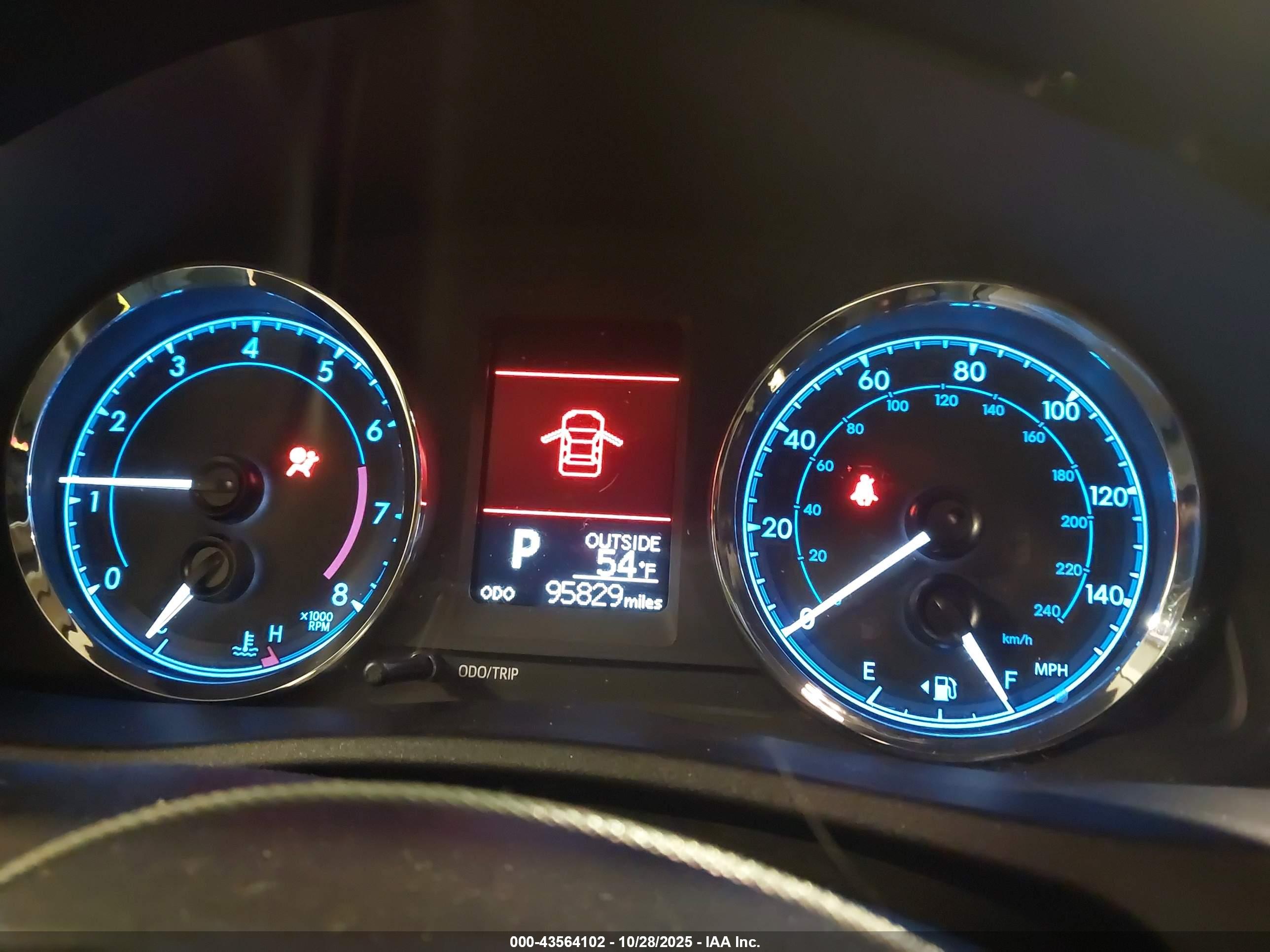 TOYOTA COROLLA image 7