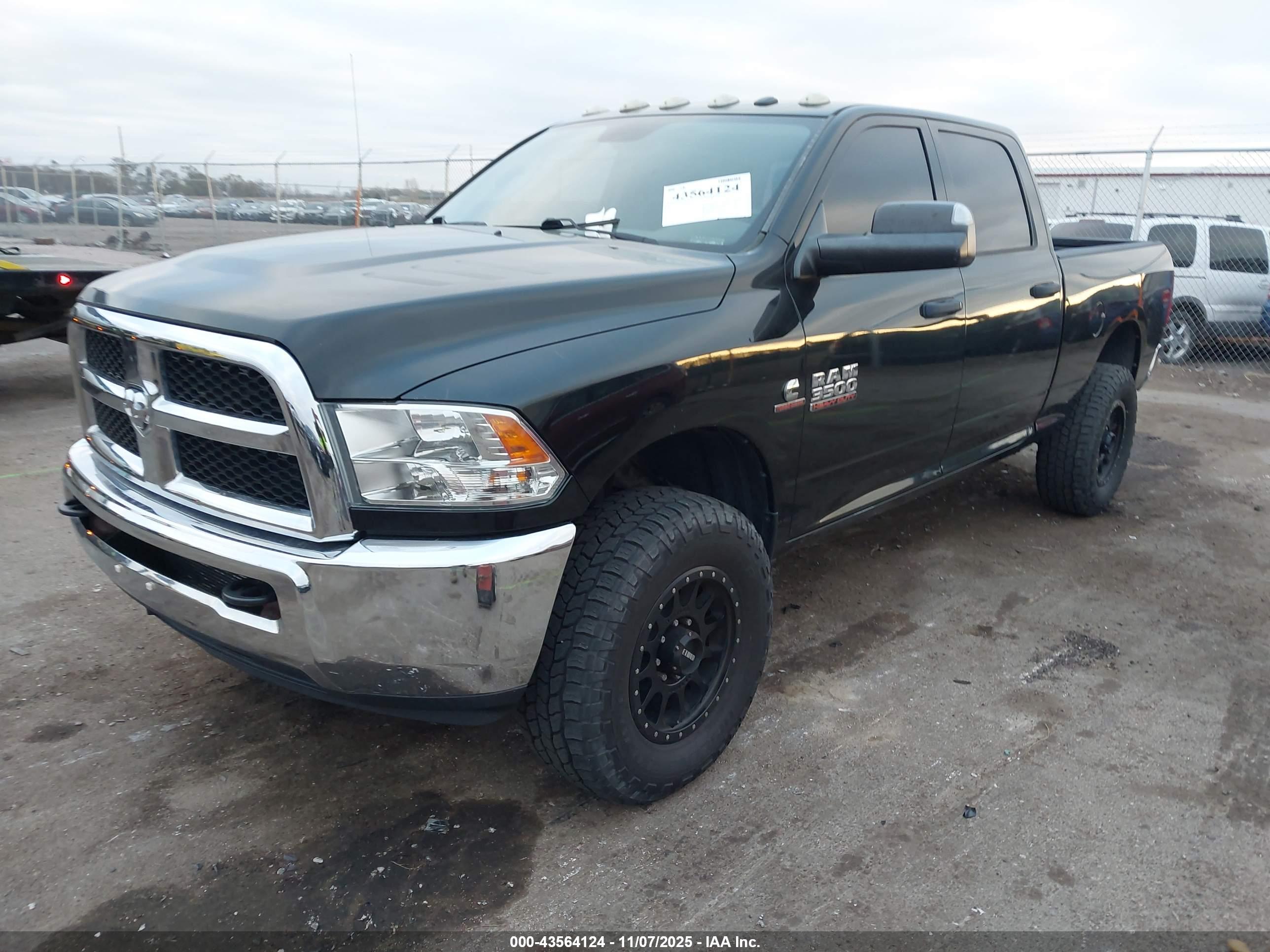 RAM 3500 image 2