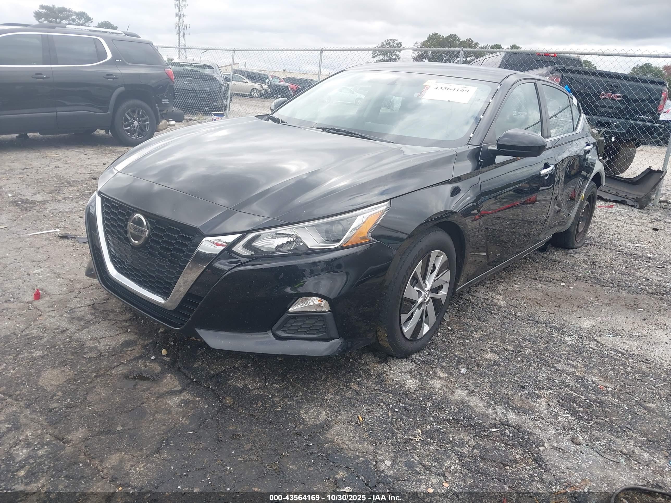 NISSAN ALTIMA image 2