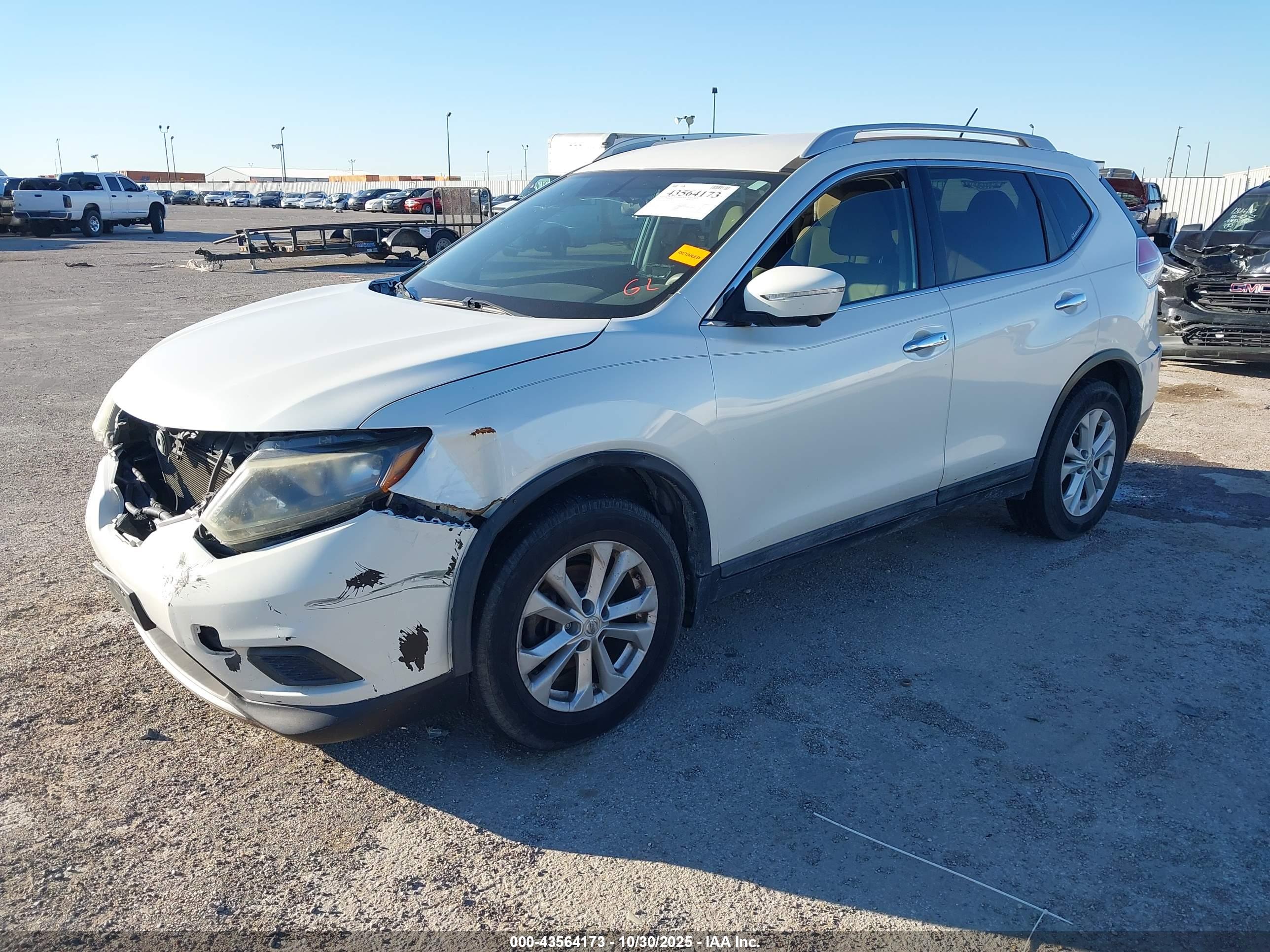 NISSAN ROGUE image 2