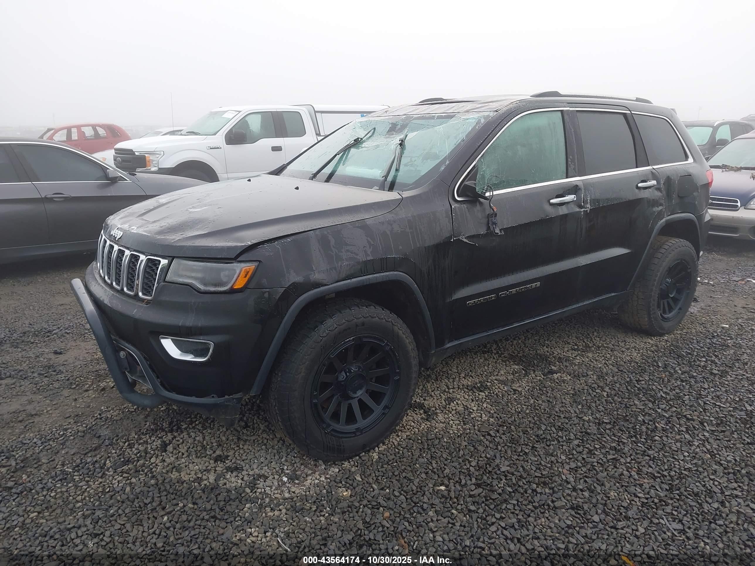 JEEP GRAND image 2