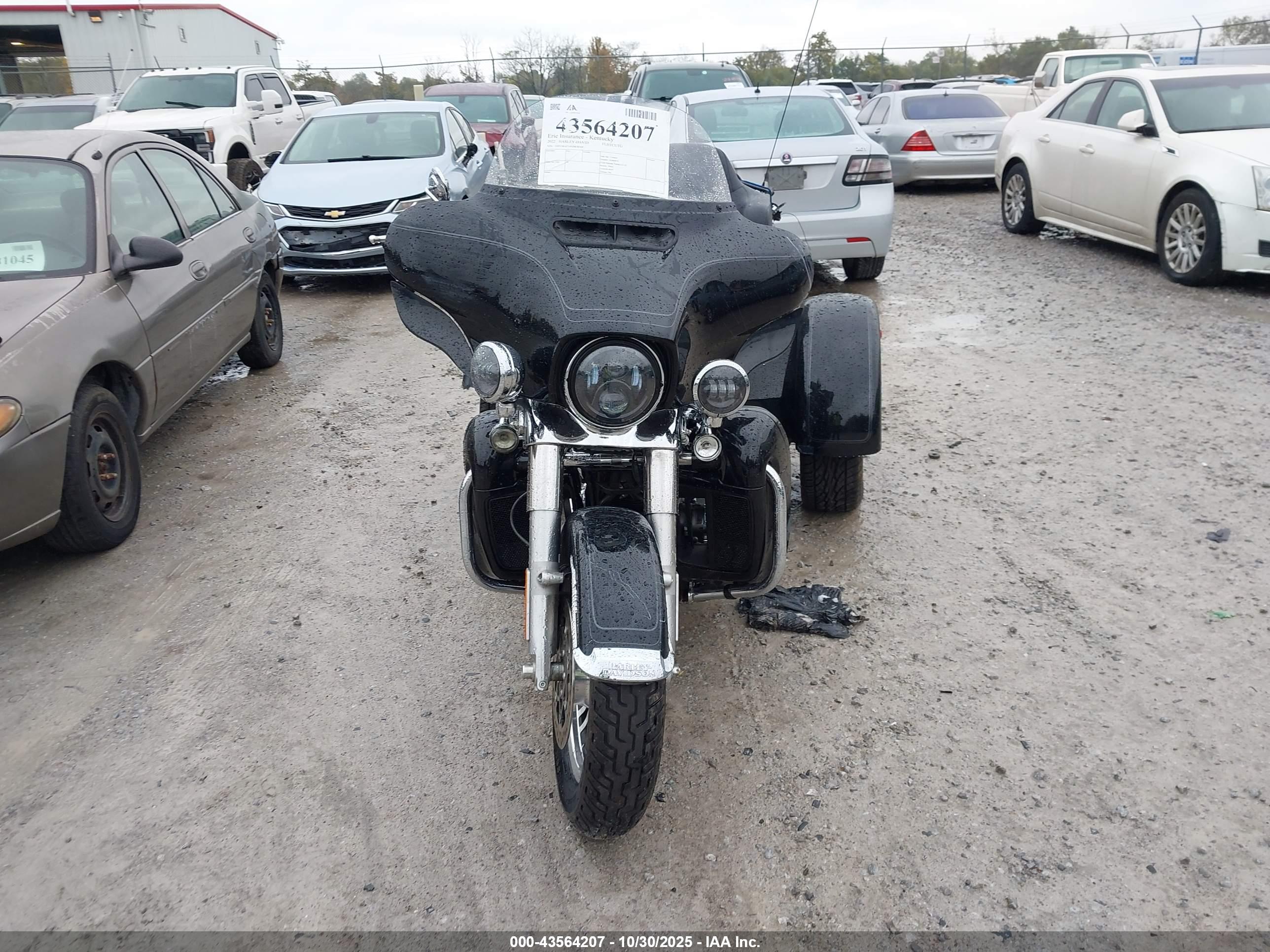 HARLEY-DAVIDSON FLHTCUTG image 5