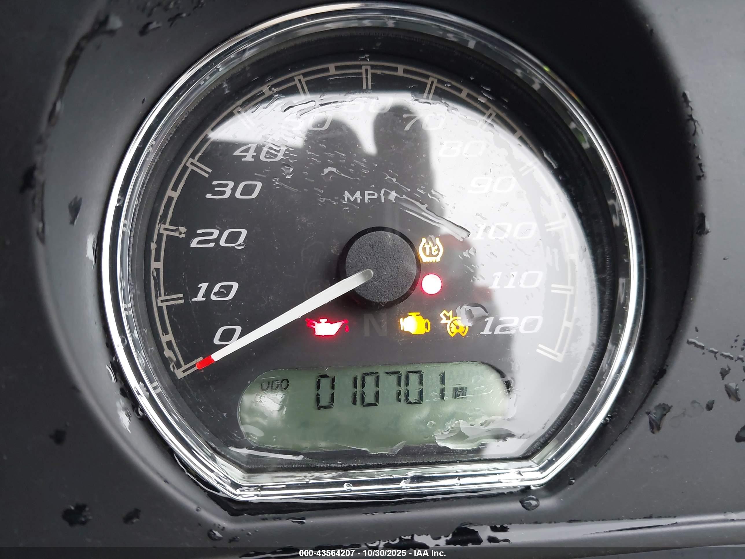 HARLEY-DAVIDSON FLHTCUTG image 7