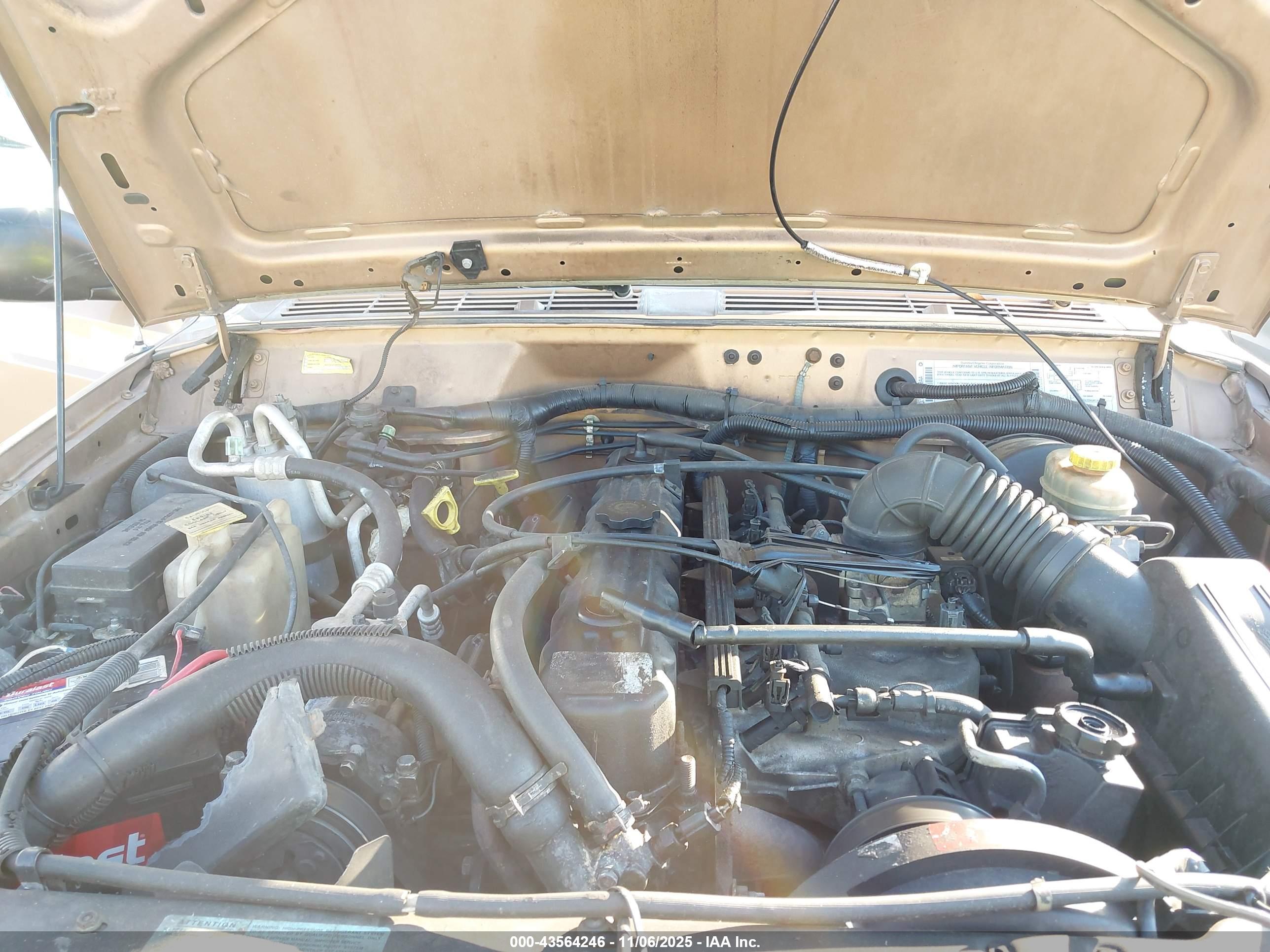 JEEP CHEROKEE image 10