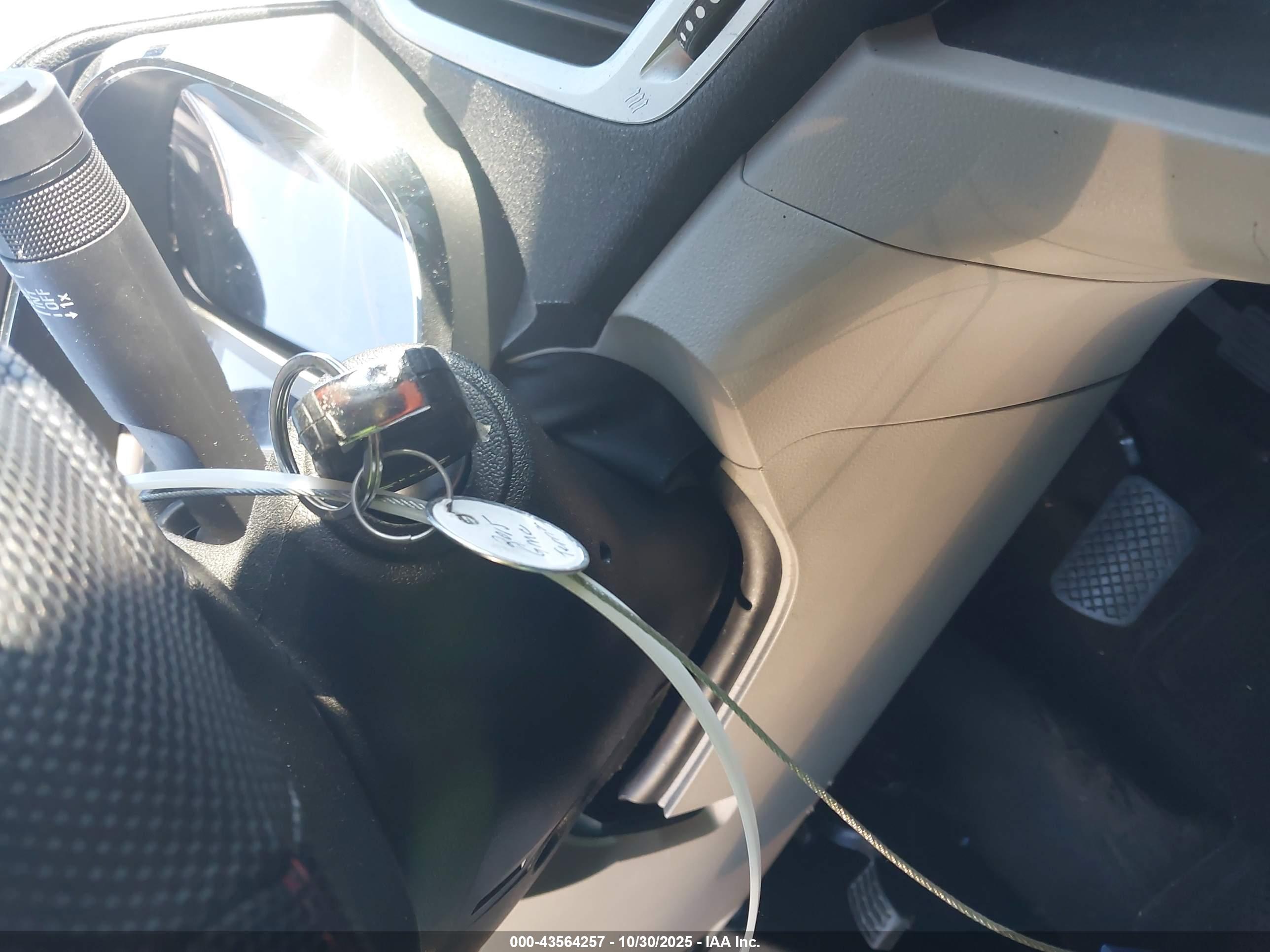 GMC TERRAIN image 11