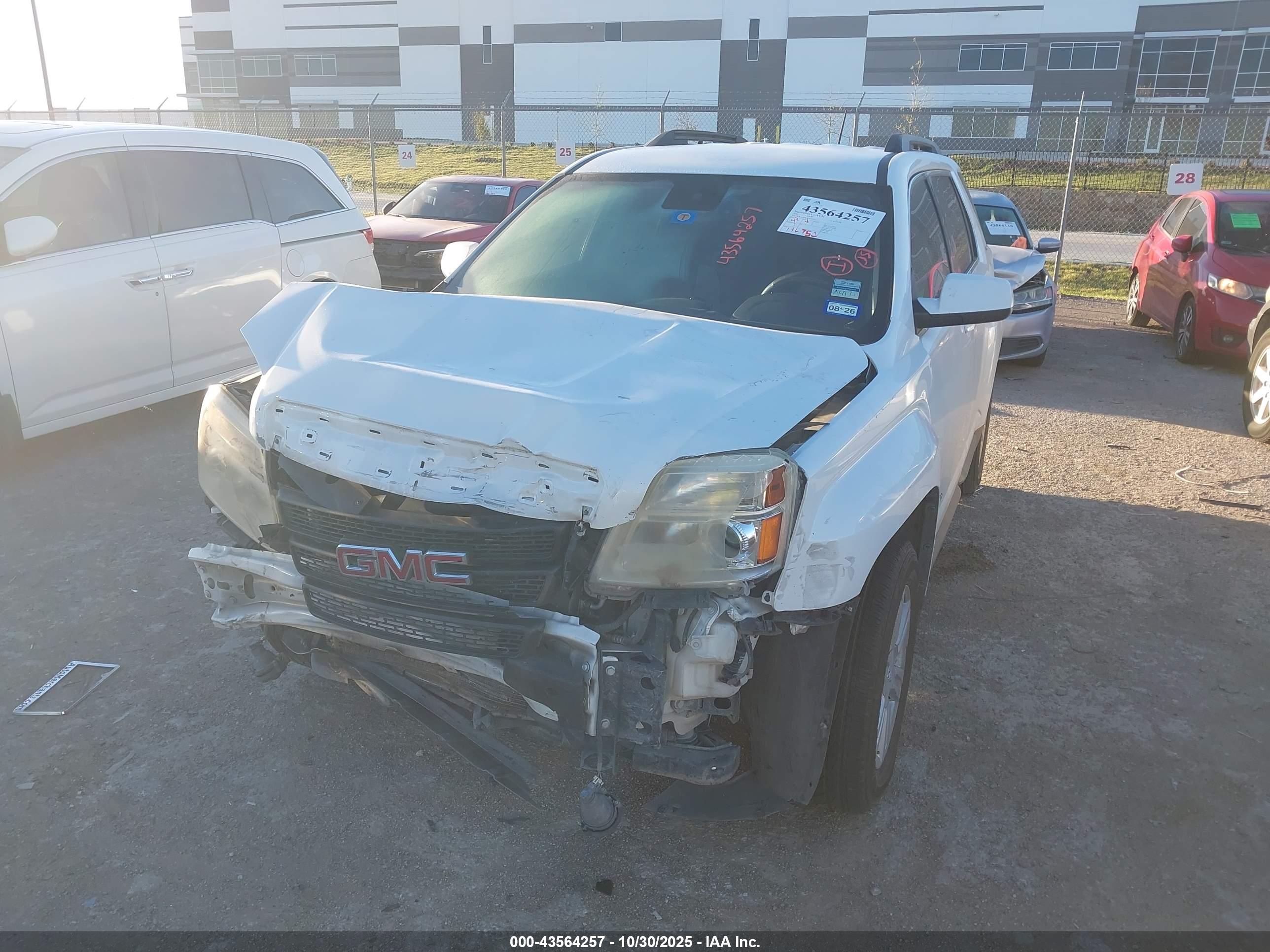 GMC TERRAIN image 2