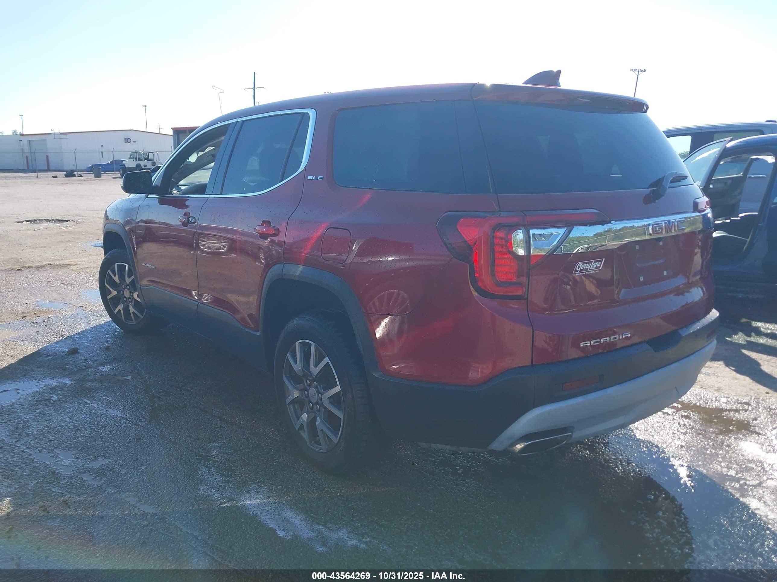 GMC ACADIA image 3