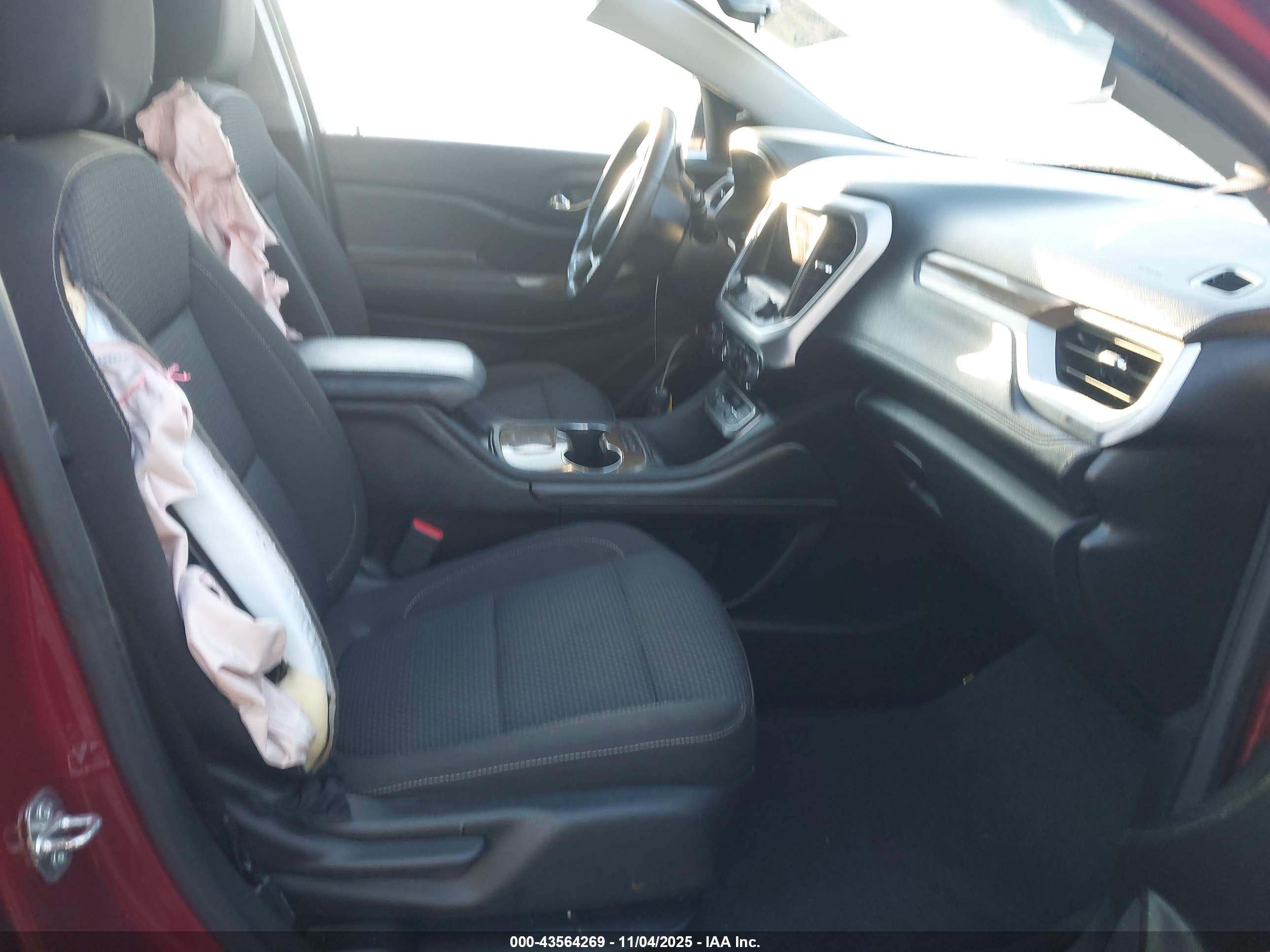 GMC ACADIA image 5