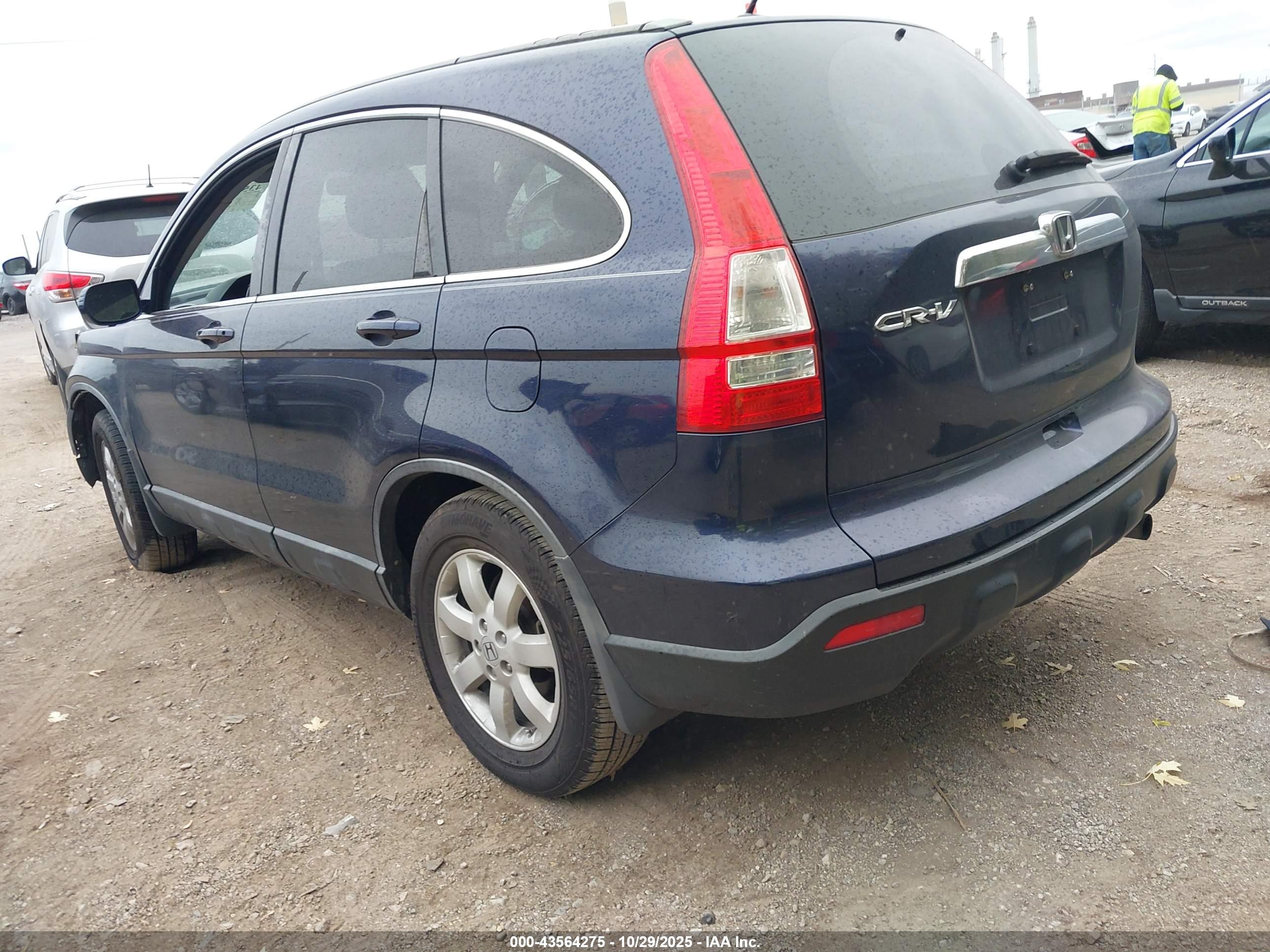 HONDA CR-V image 3