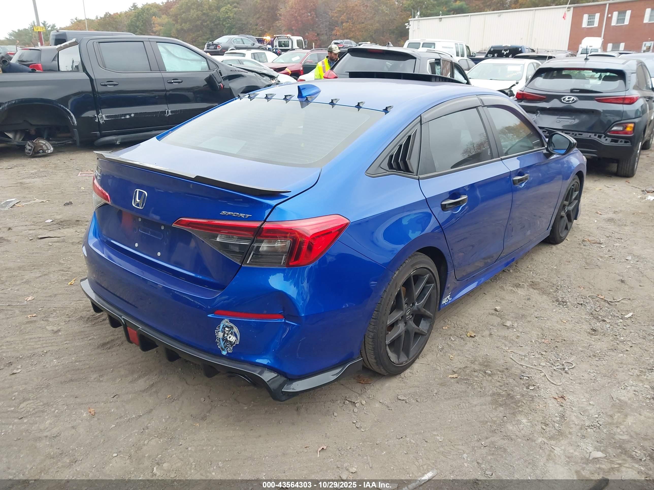 HONDA CIVIC image 4
