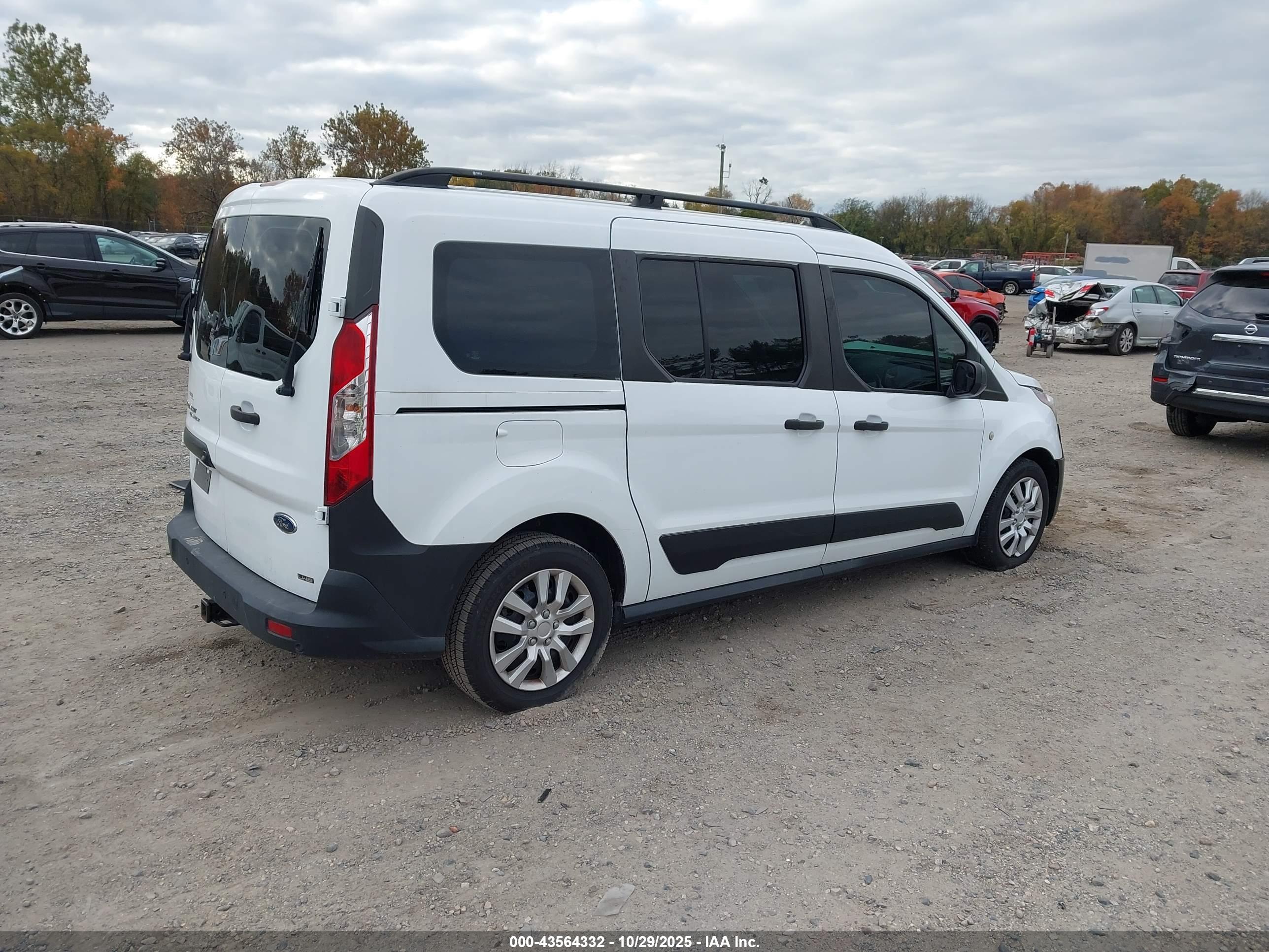FORD TRANSIT image 4