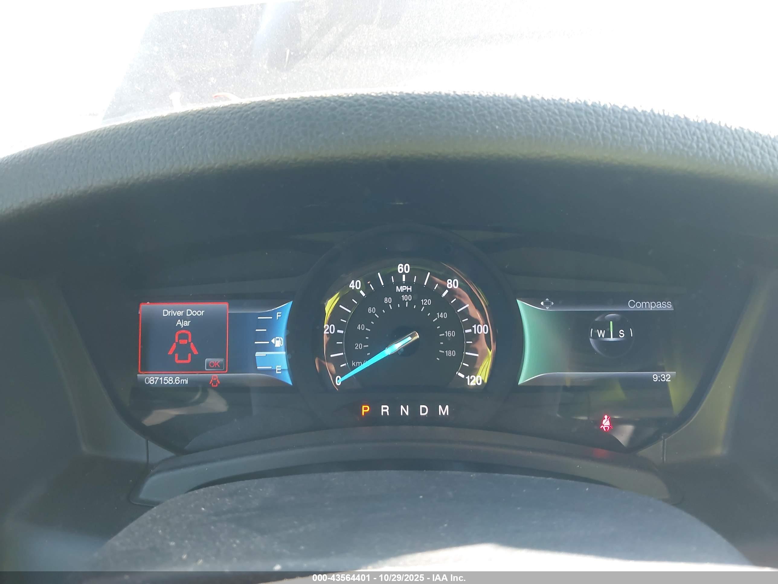 FORD EXPEDITION image 7