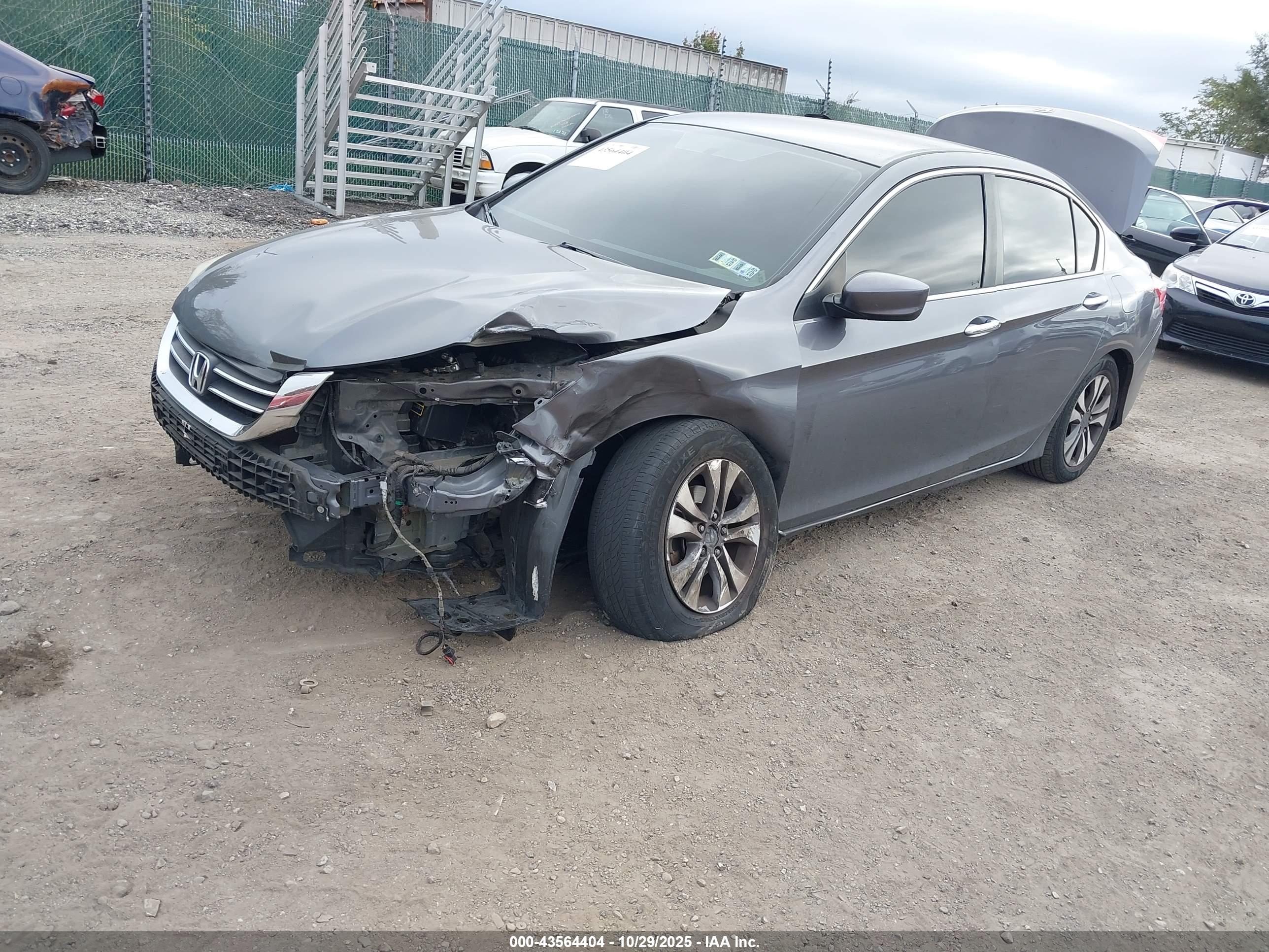 HONDA ACCORD image 2