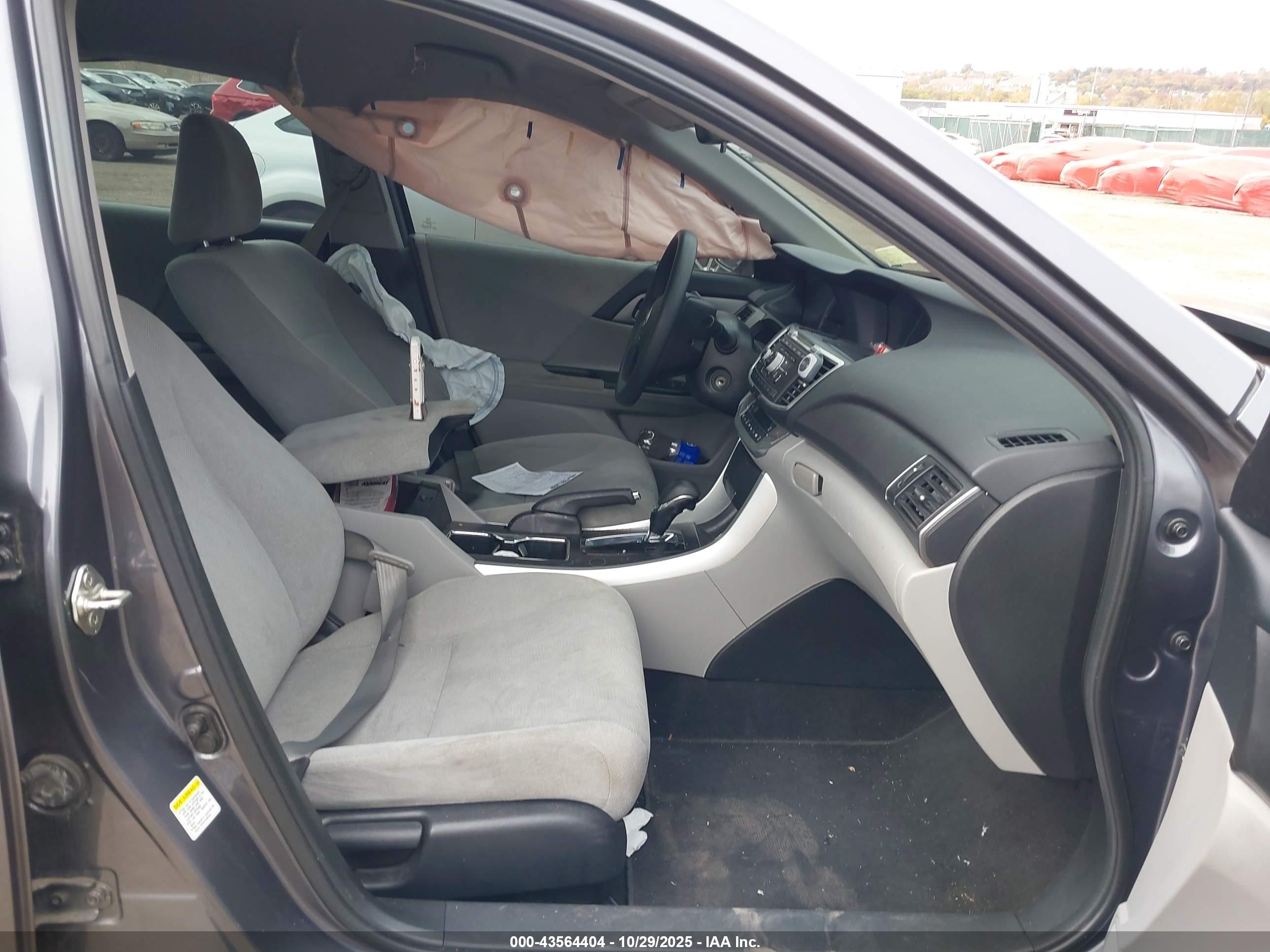 HONDA ACCORD image 5