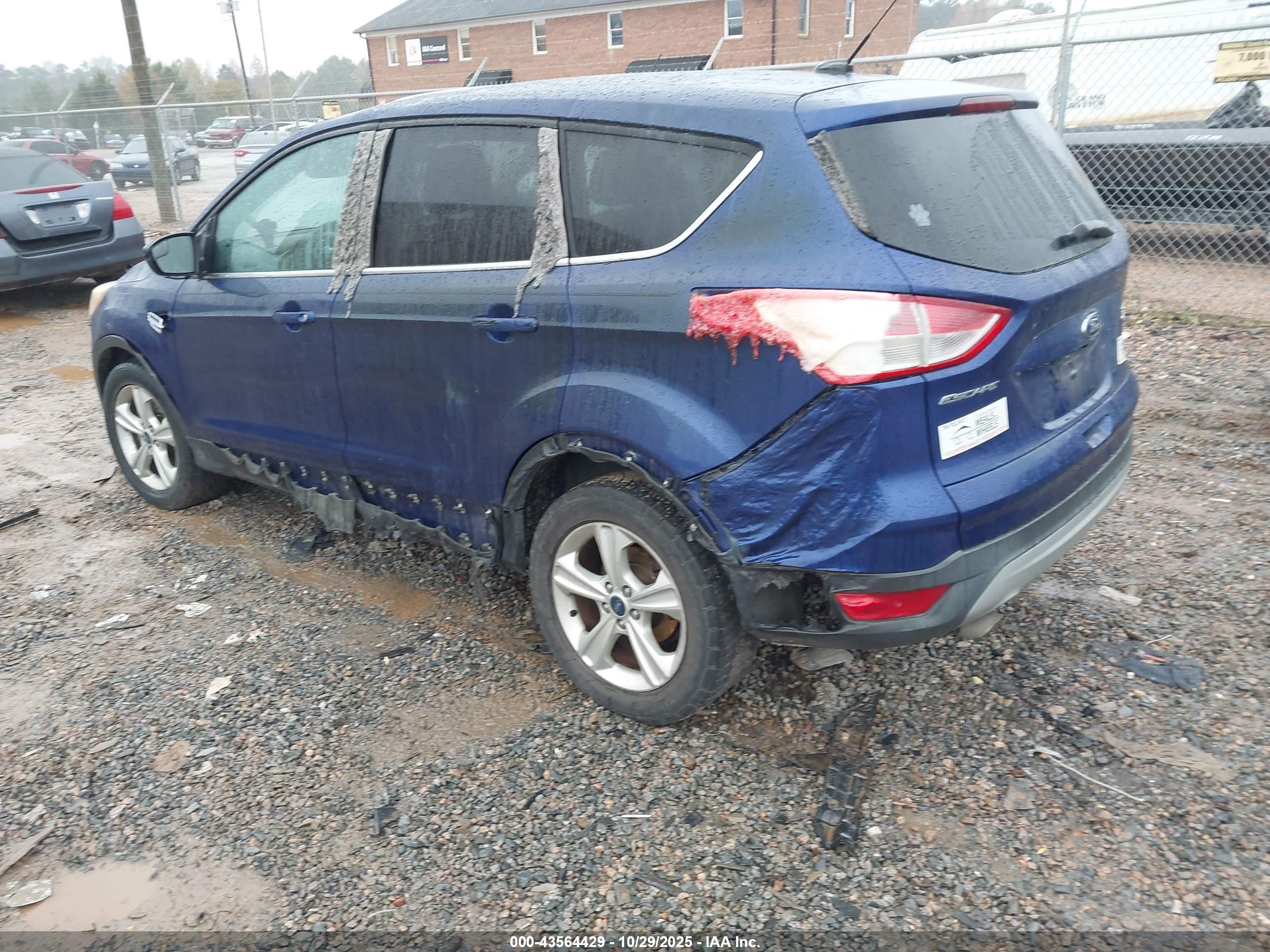 FORD ESCAPE image 3