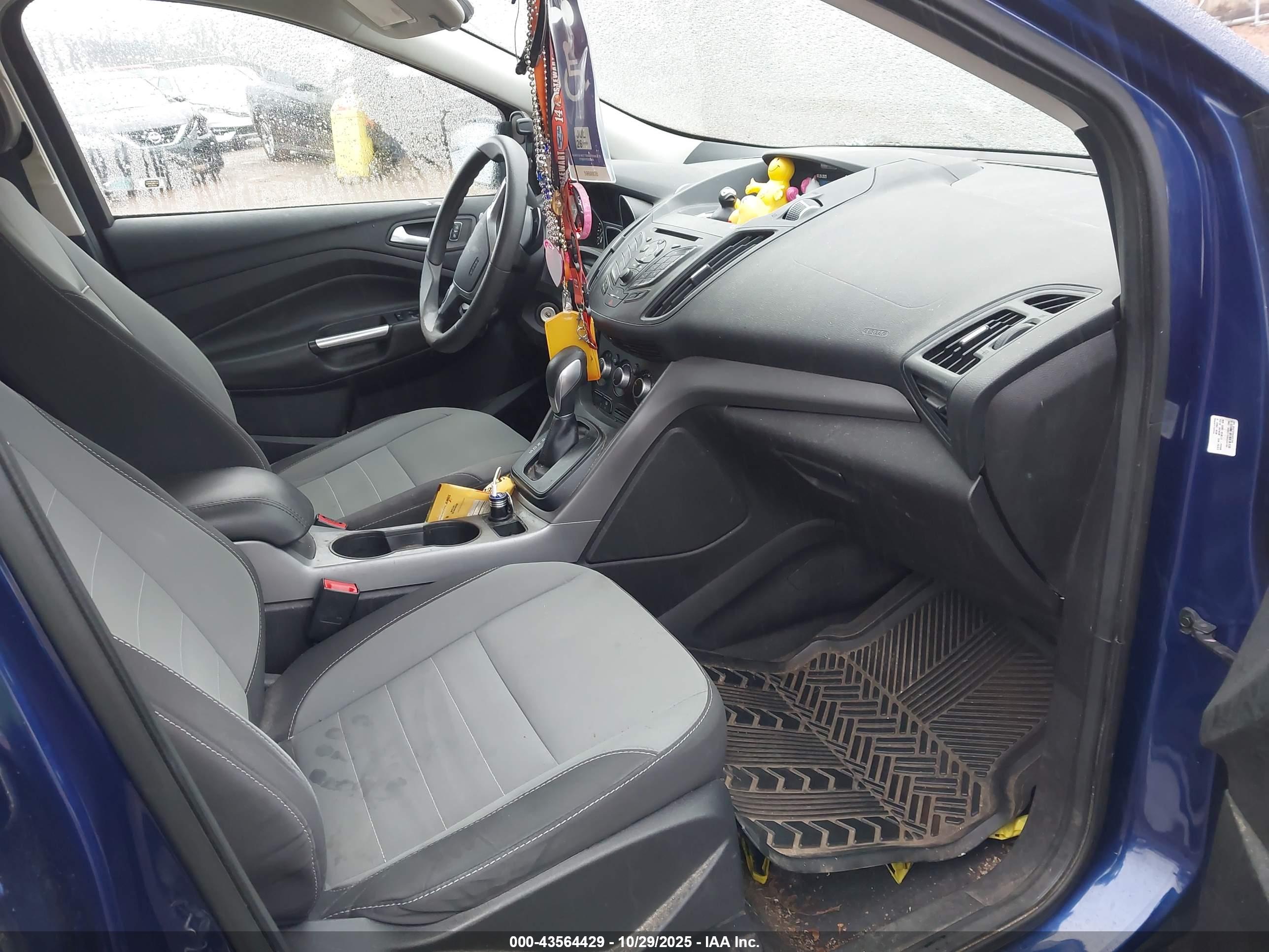 FORD ESCAPE image 5