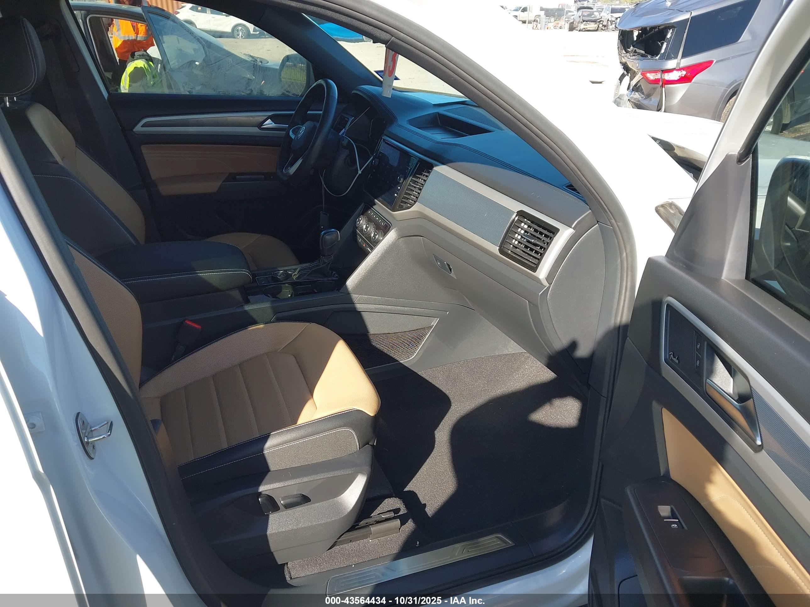 VOLKSWAGEN ATLAS image 5