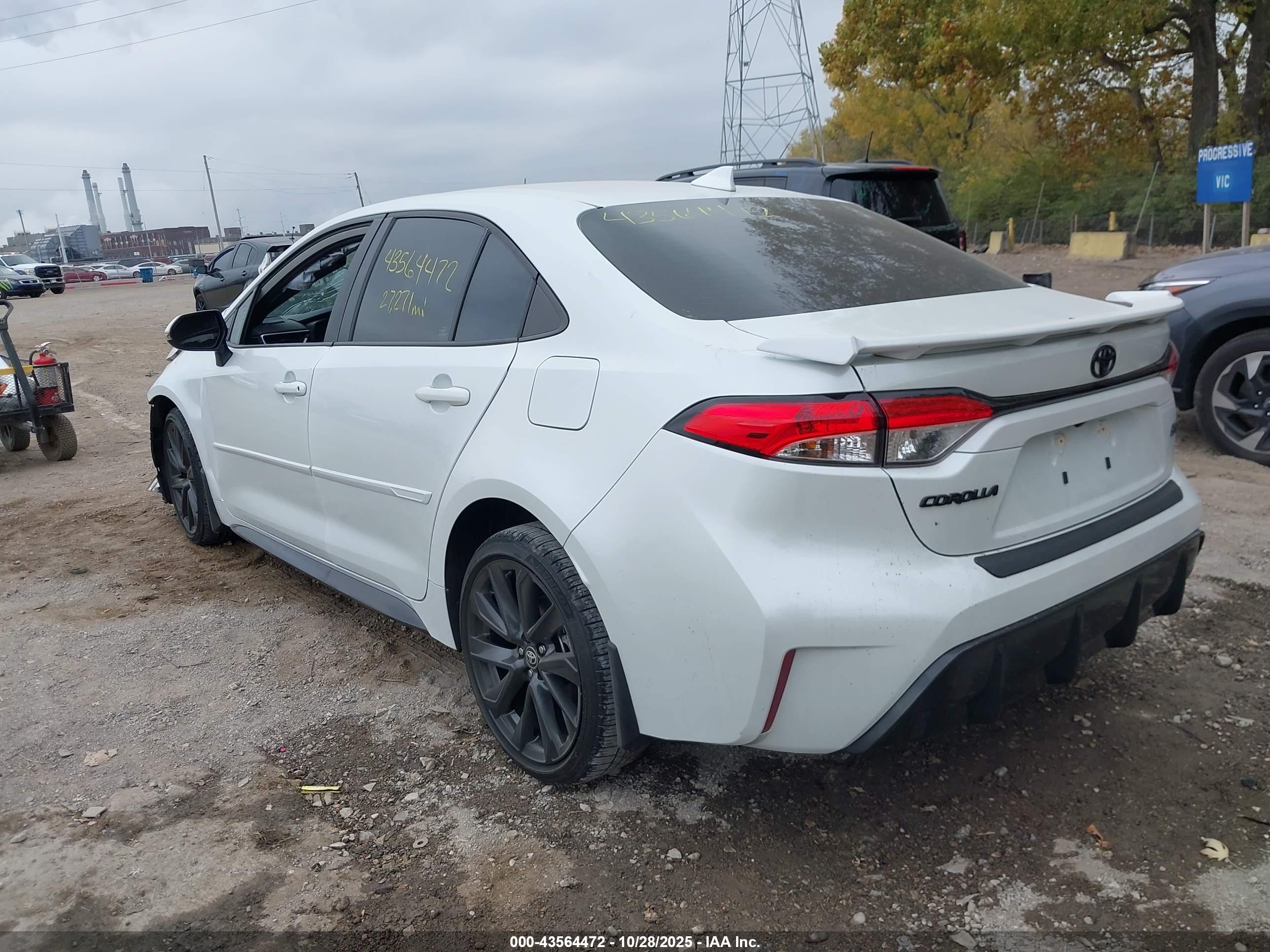 TOYOTA COROLLA image 3