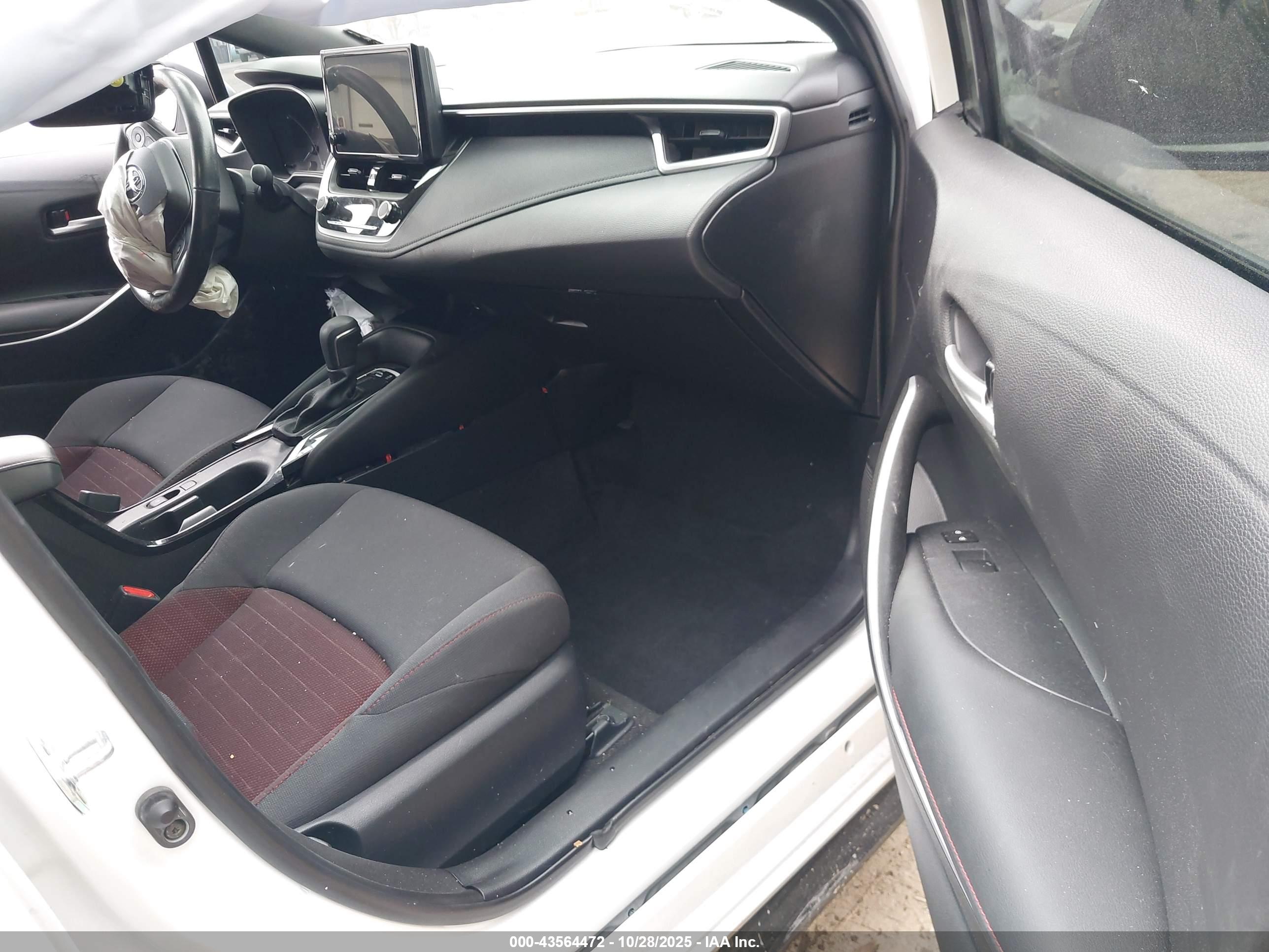 TOYOTA COROLLA image 5